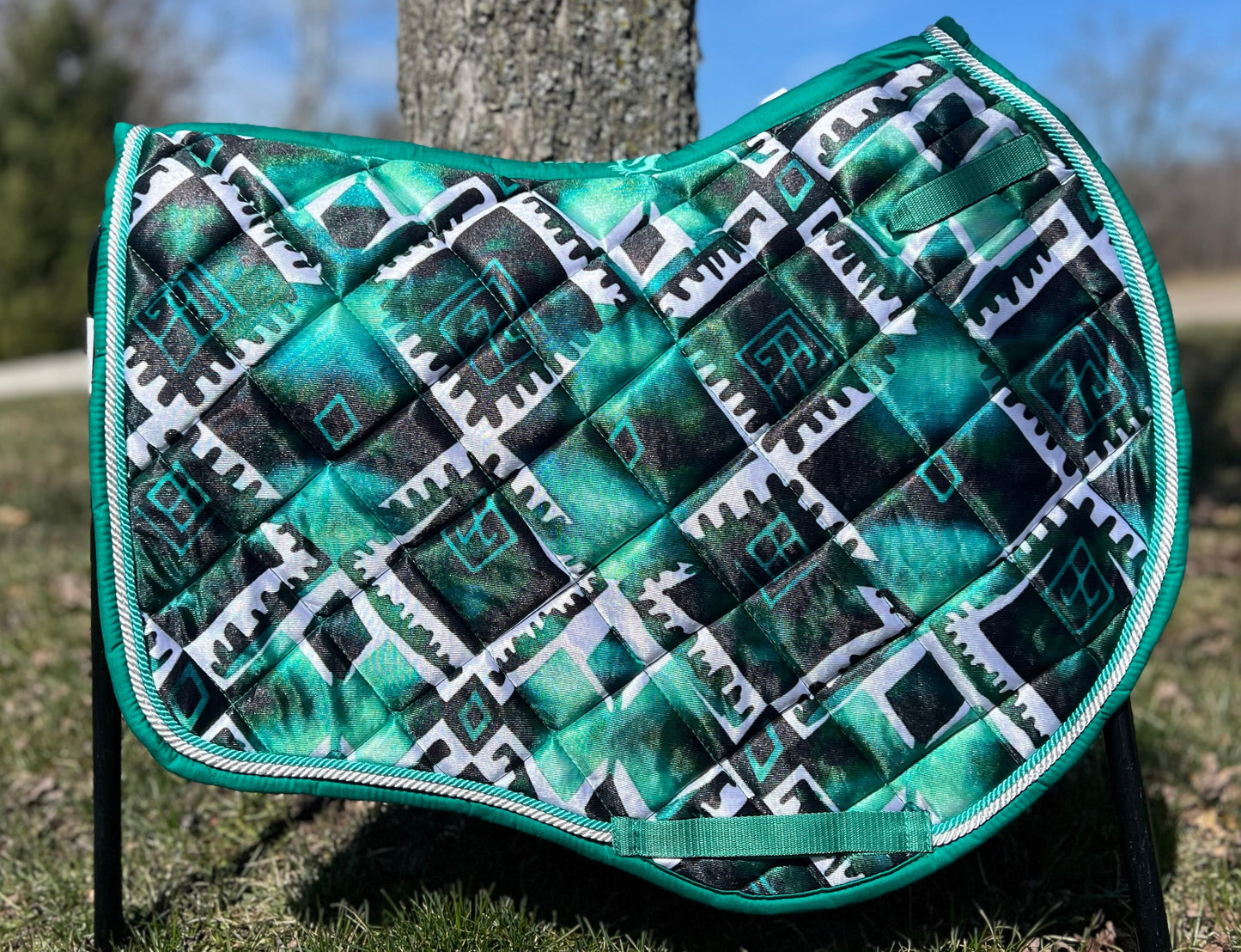 LAST CALL - Emerald Geometric