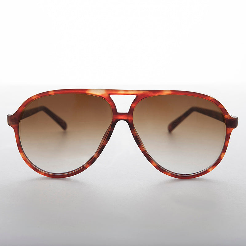Large Frame Pilot Vintage Sunglass with Gradient Lens - Champ