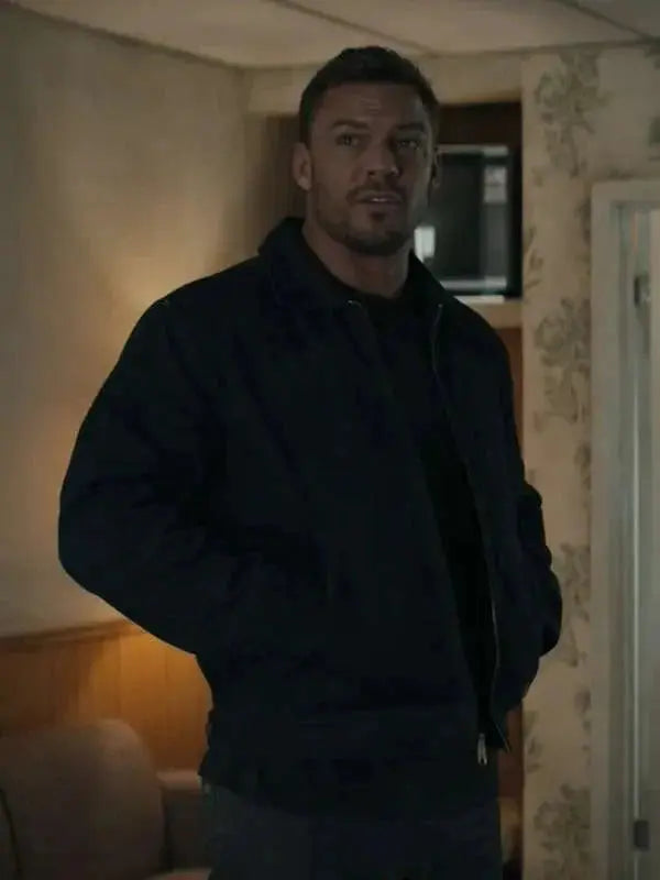Reacher S02 Jack Reacher Black Jacket