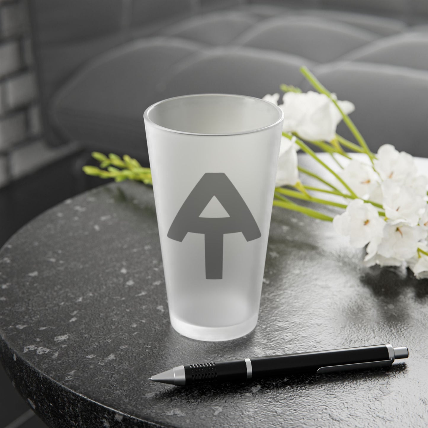 Appalachian Trail AT Arrow Frosted Pint Glass