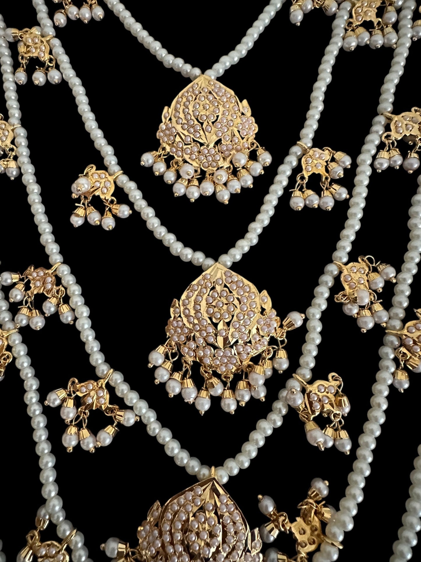 SAT115 Anya jadau 7 layered / satlada in Pearls ( READY TO SHIP )