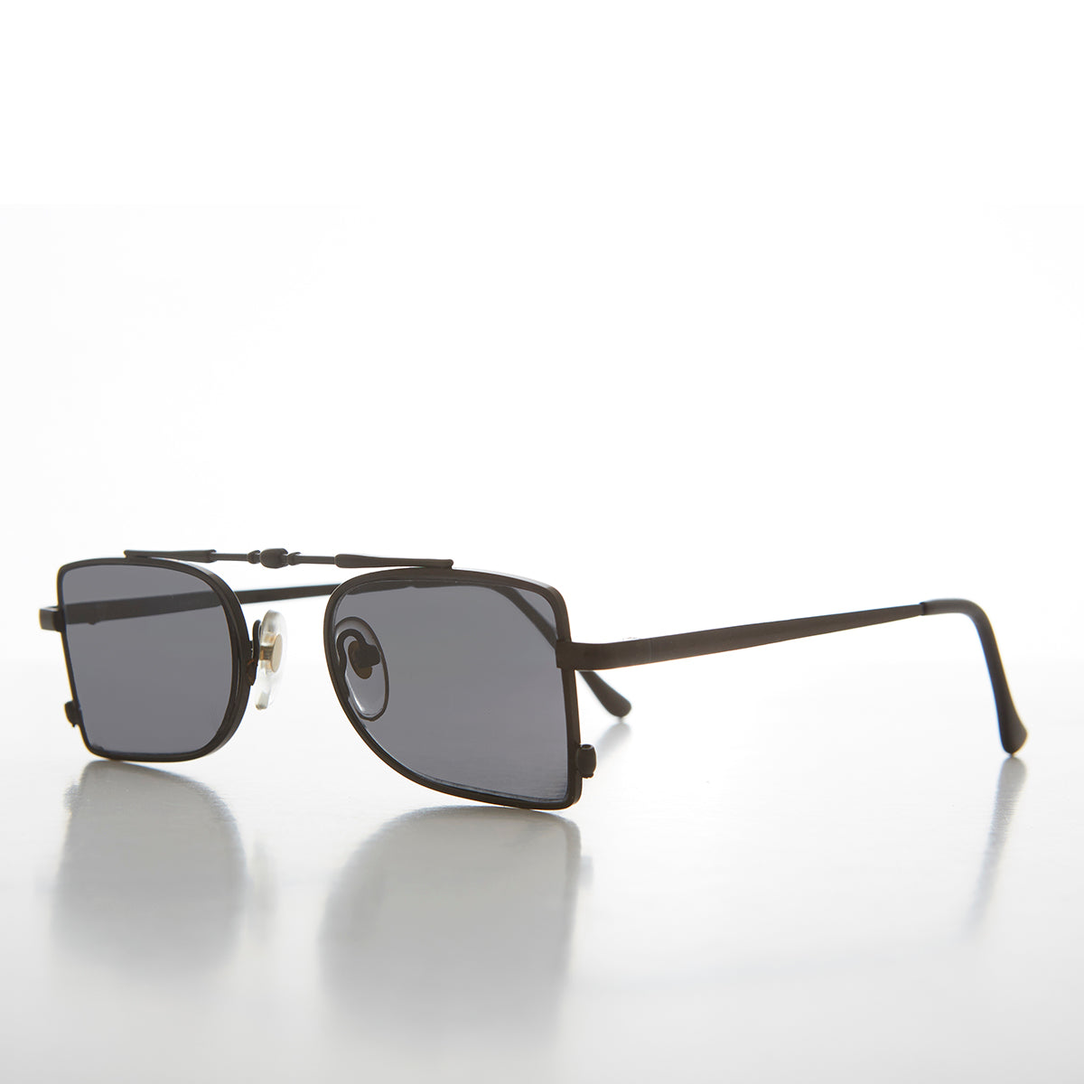 Futuristic Pilot Style Vintage 90s Sunglass - Delvin