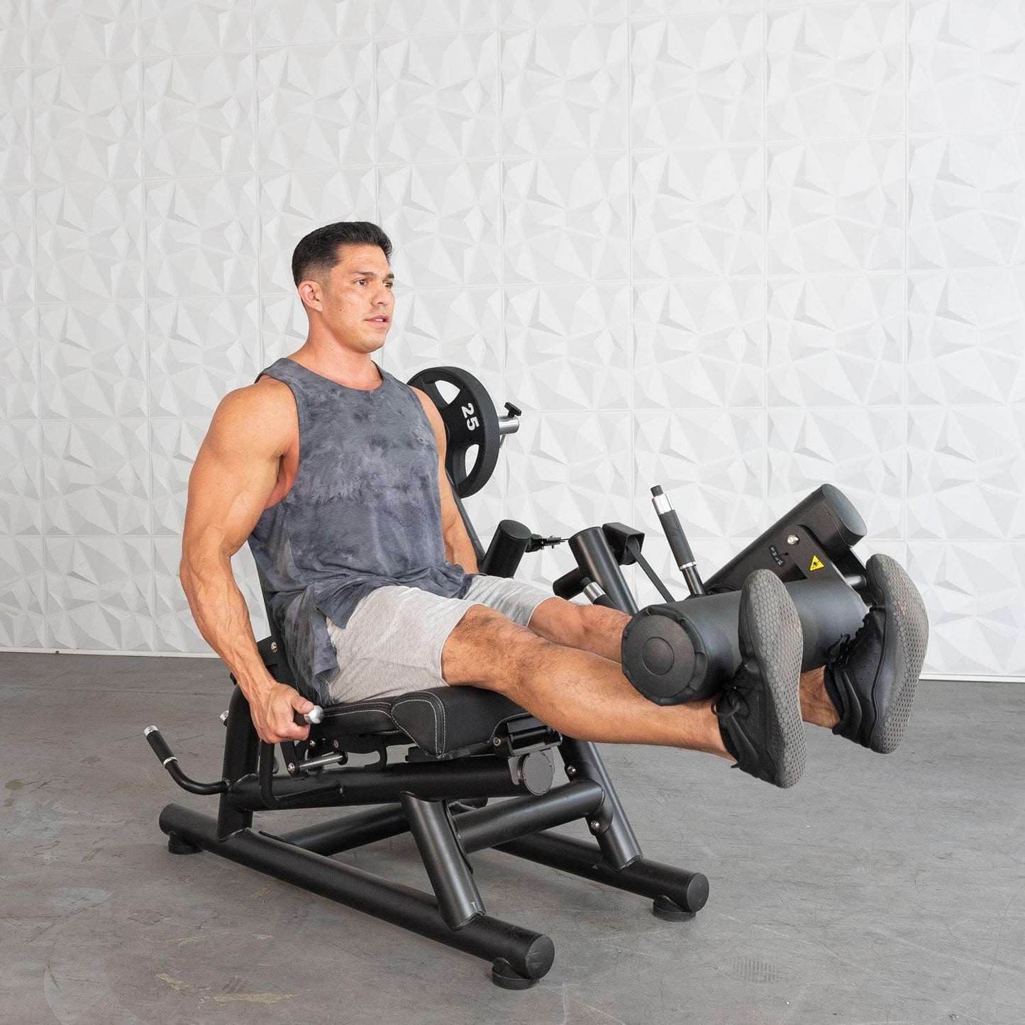Pro Strength Leg Extension / Prone Leg Curl Combo - Muscle D Fitness - Plate Loaded Quad & Hamstring Machine