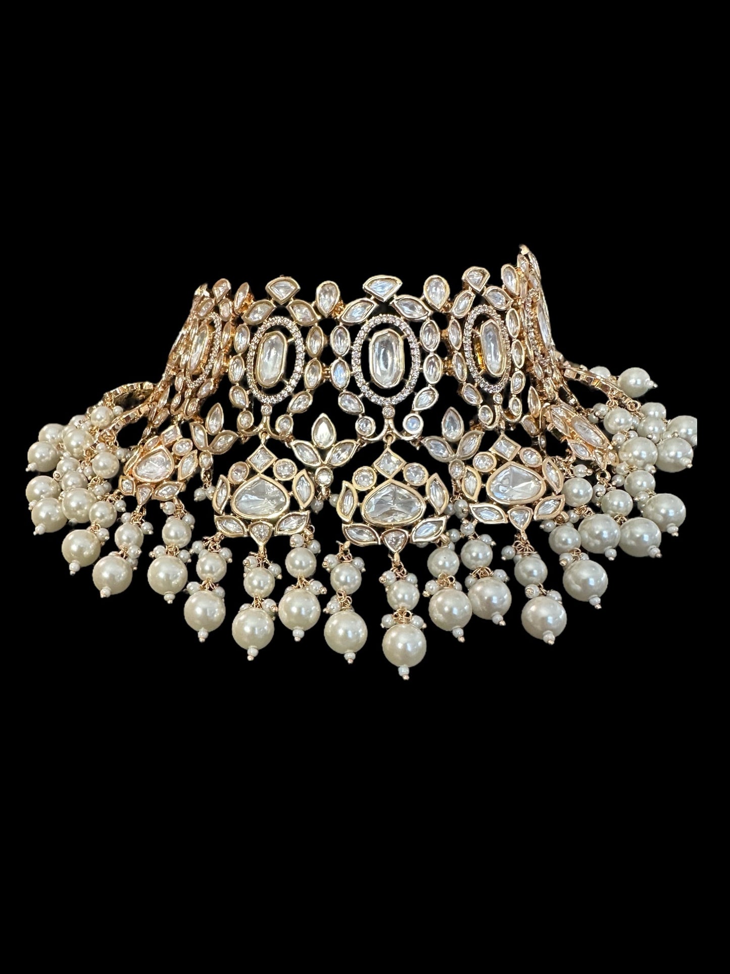 BR312 Bridal choker with earrings tika in pearls ( READY TO SHIP )