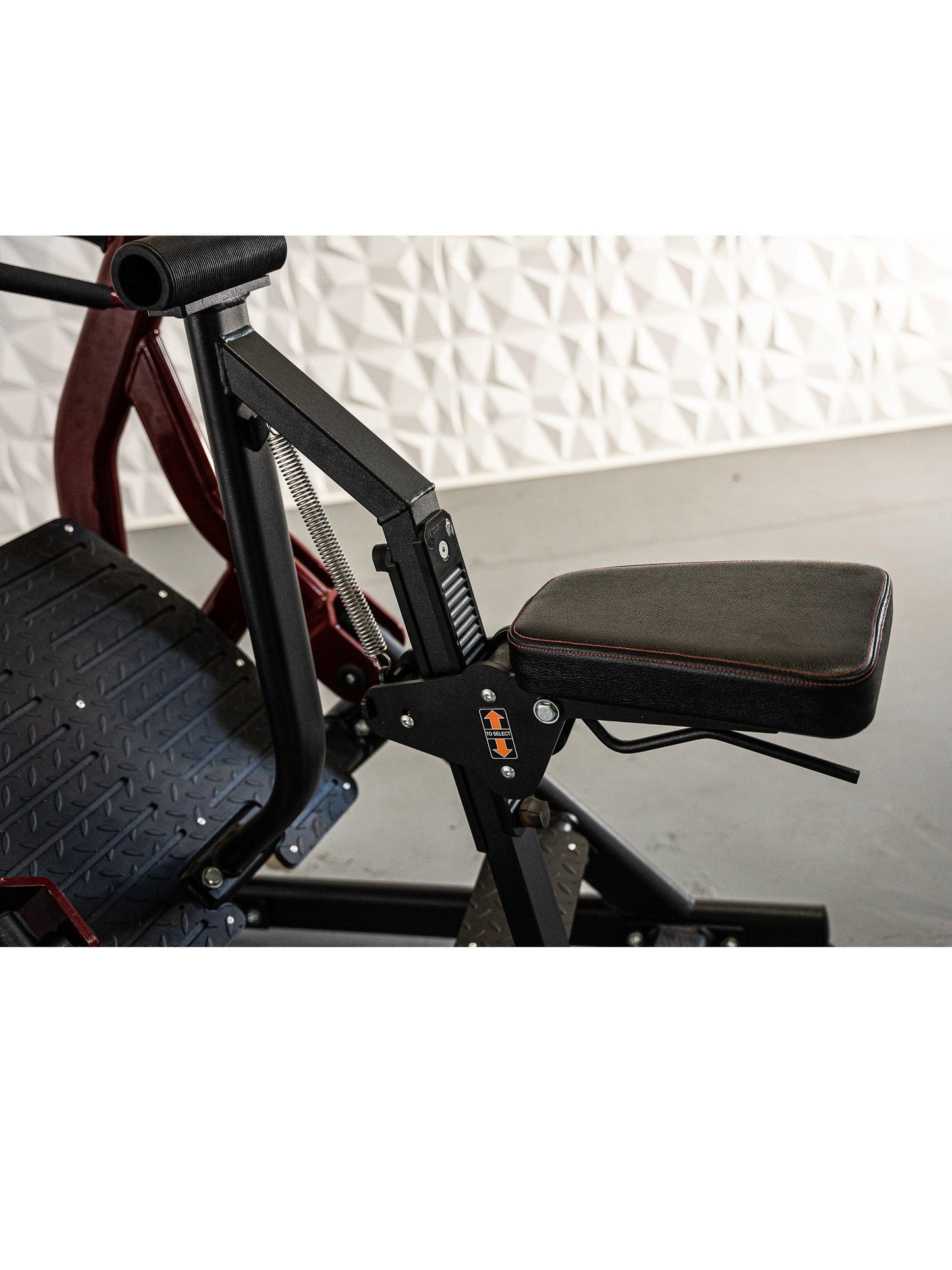 Pro Strength Seated Row - Muscle D Fitness - Commercial Grade - Plate Loaded - Iso-Lateral Training