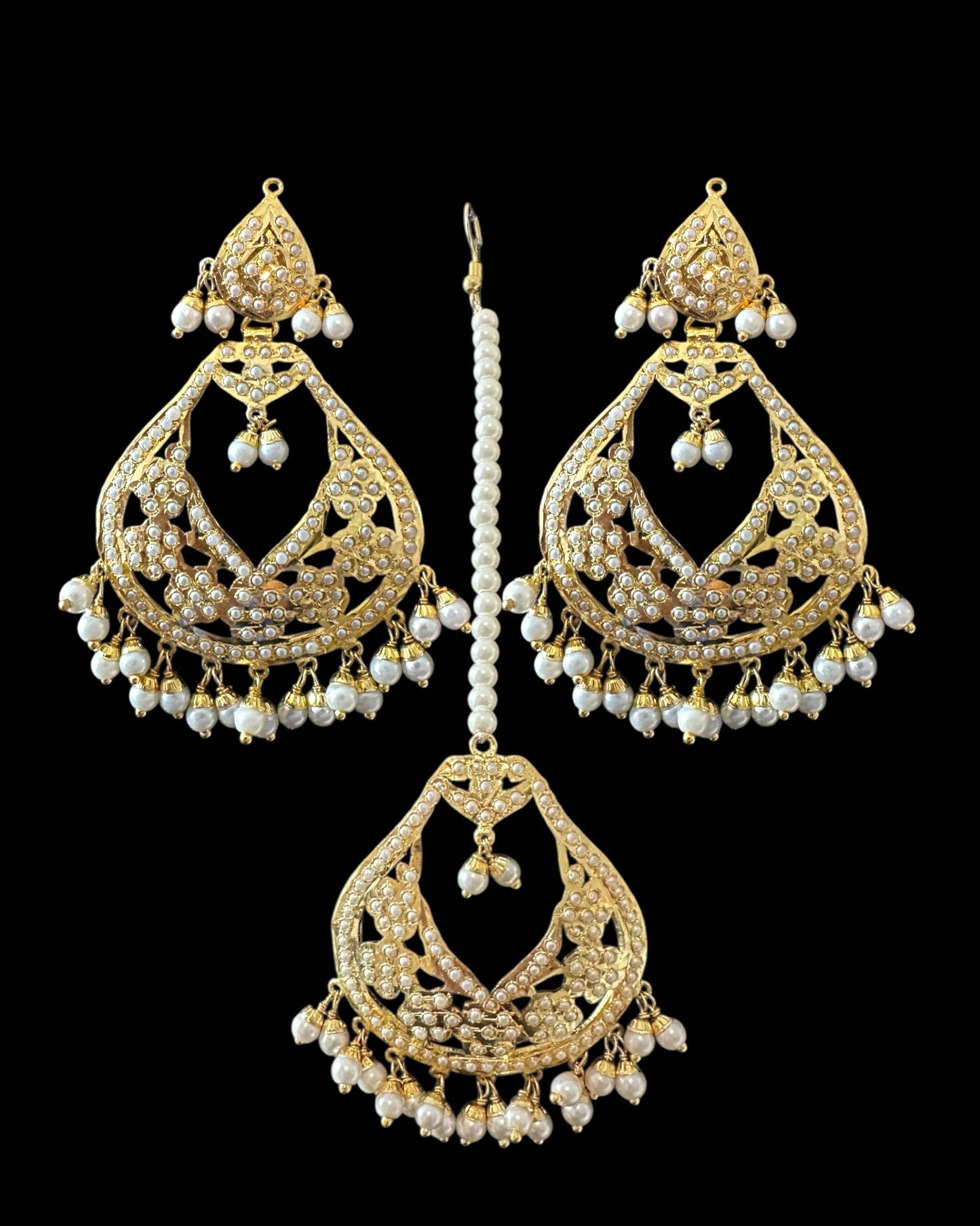 Jadau chandbali earrings tika in pearls ( READY TO SHIP )