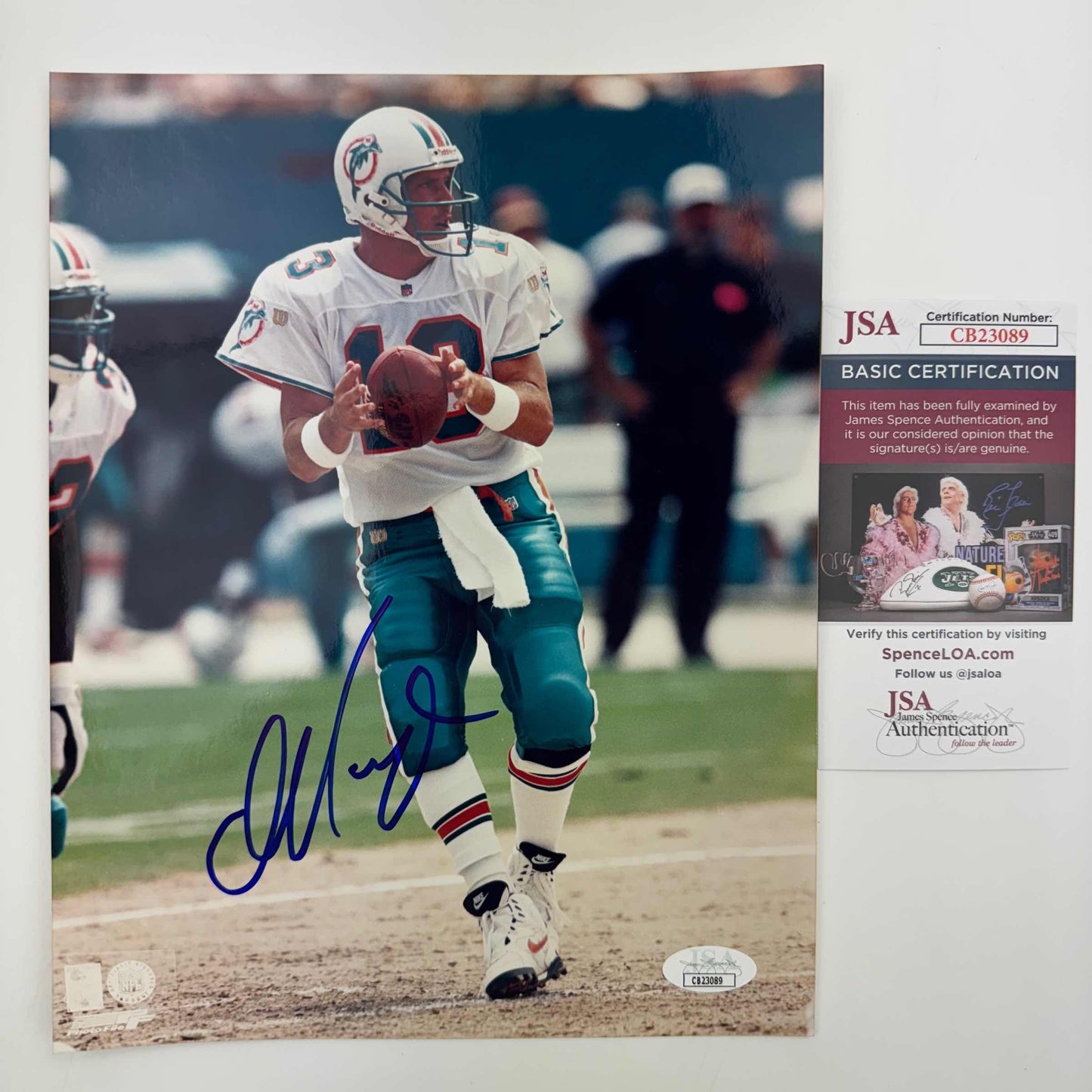 Autographed/Signed Dan Marino Miami Dolphins 8x10 Football Photo JSA COA
