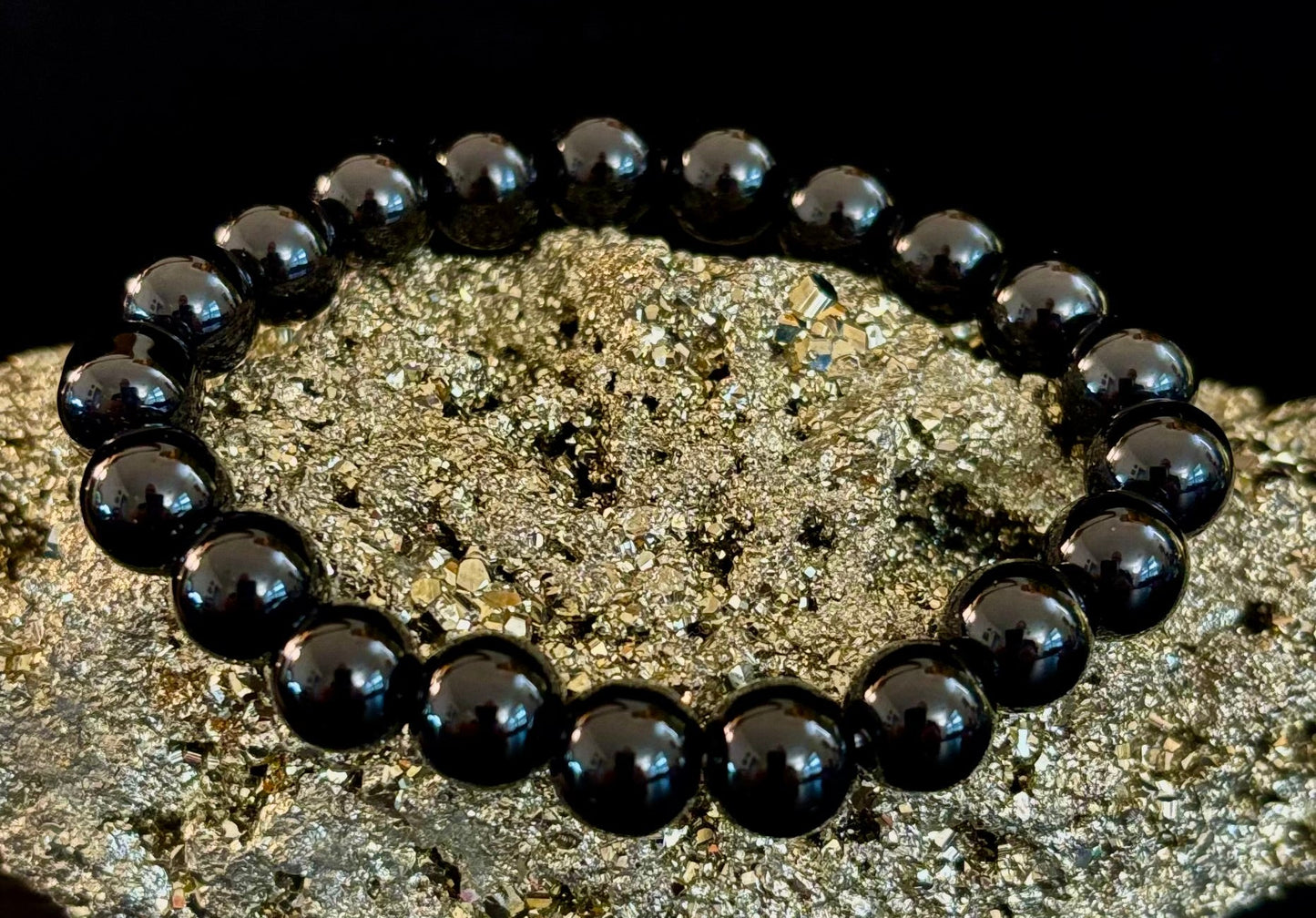 Natural Shungite Bead Bracelet – 8mm Beads | EMF Protection & Purification | Unisex – Made in Russia