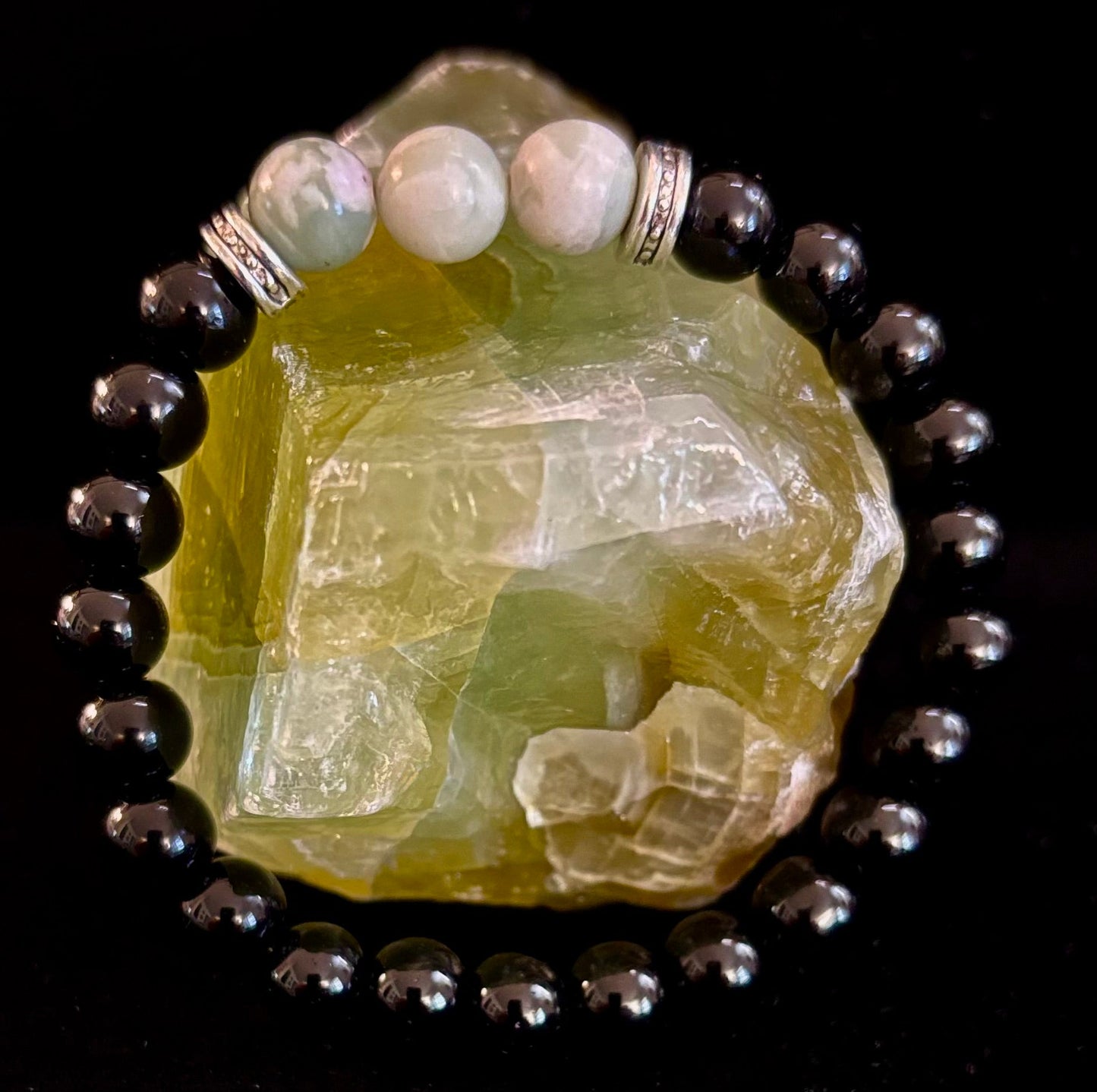 White-Grayish Green Natural Stone Stretchy Unisex Bracelet – Medium Wrists