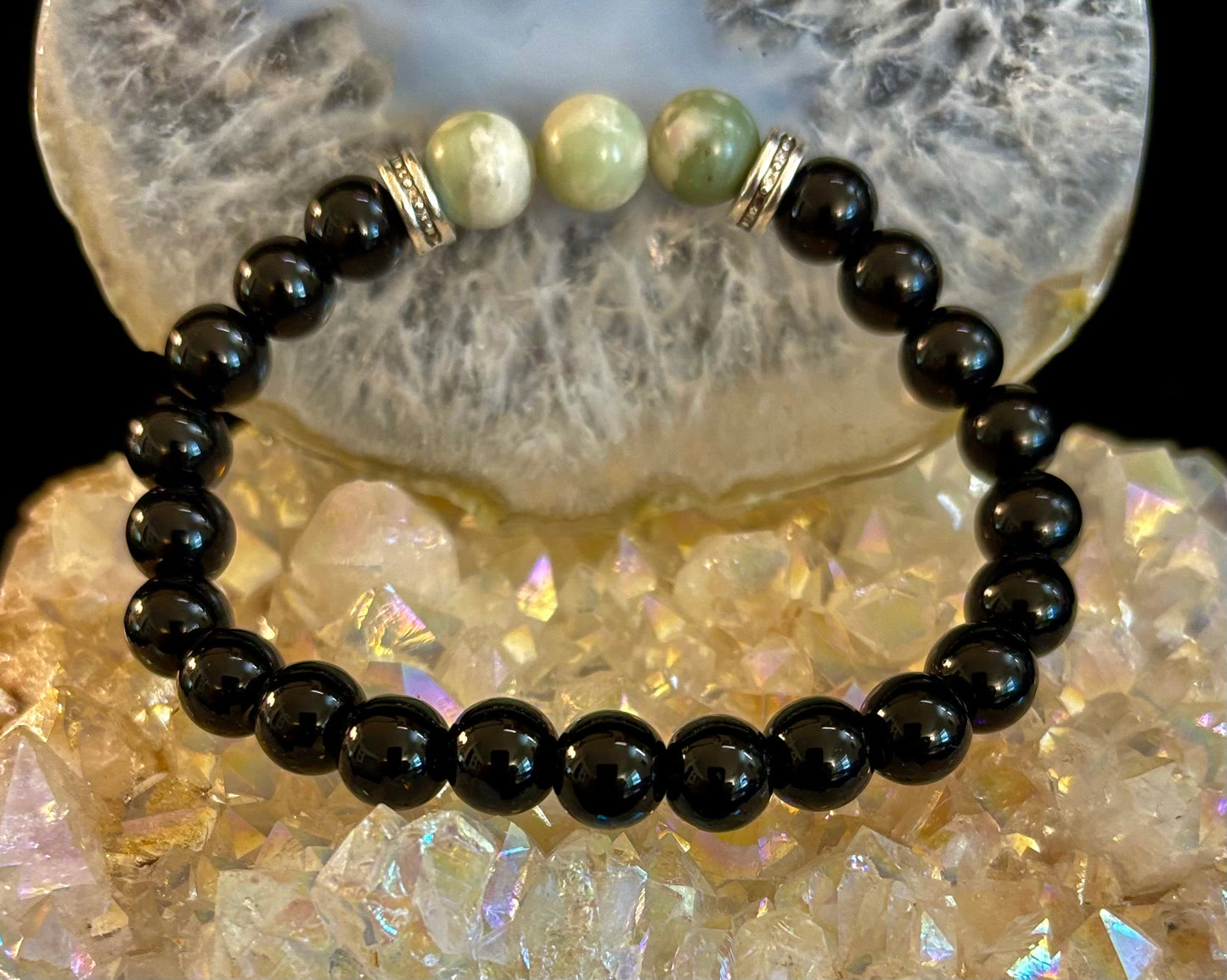 White-Grayish Green Natural Stone Stretchy Unisex Bracelet – Medium Wrists