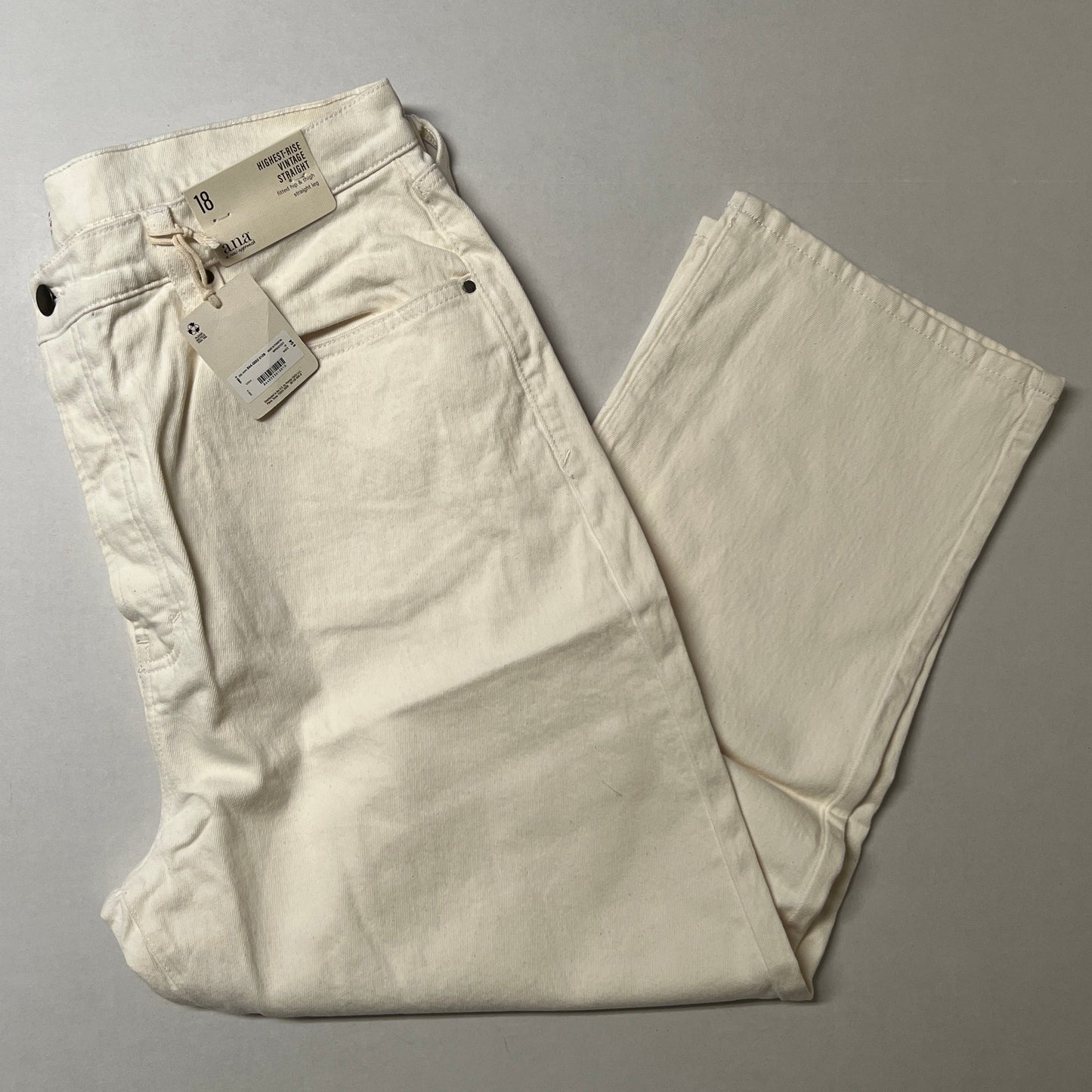 a.n.a Women's Highest-Rise Vintage Straight Jean