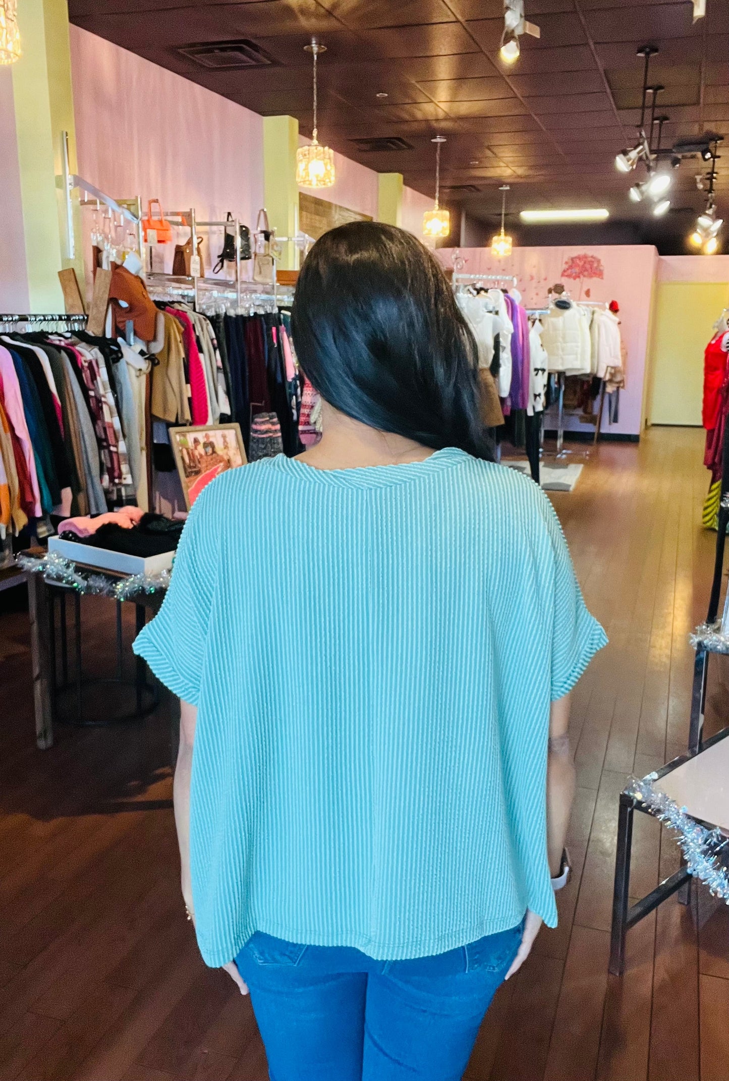 Textured line short twisted sleeve Light Jade top