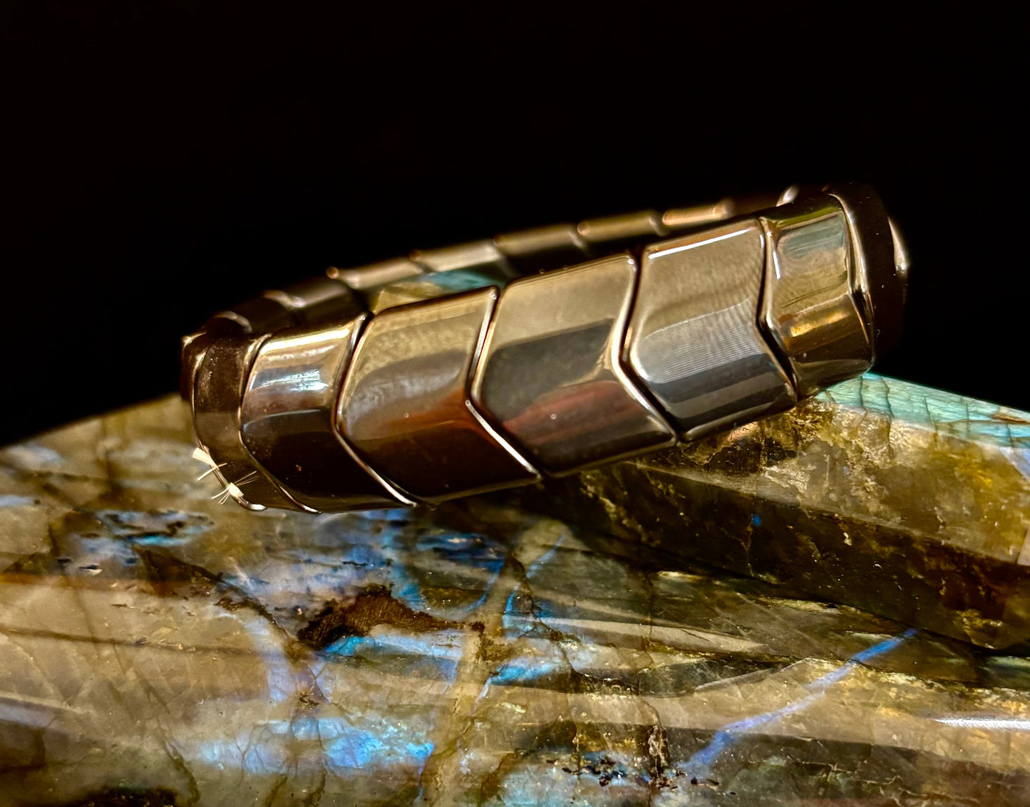 Grounded Strength Bracelet – Balance • Protection • Confidence (Medium–Large Wrists)