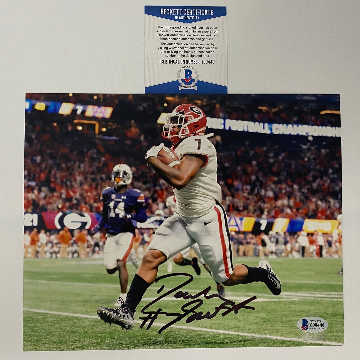 Autographed/Signed D'Andre Swift Georgia Bulldogs 8x10 College Football Photo Beckett BAS COA #1