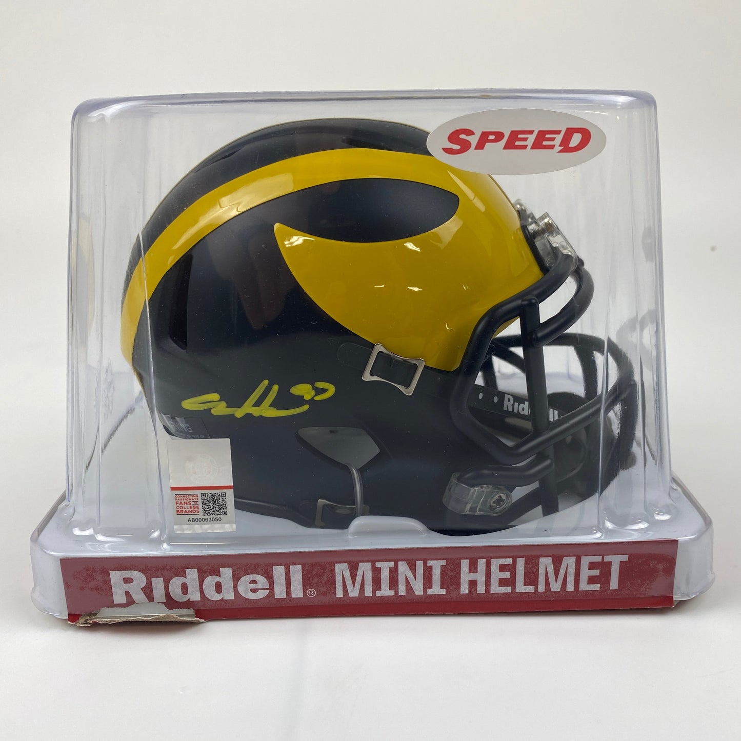 Autographed/Signed Aidan Hutchinson Michigan Wolverines Mini College Football Helmet Beckett BAS COA