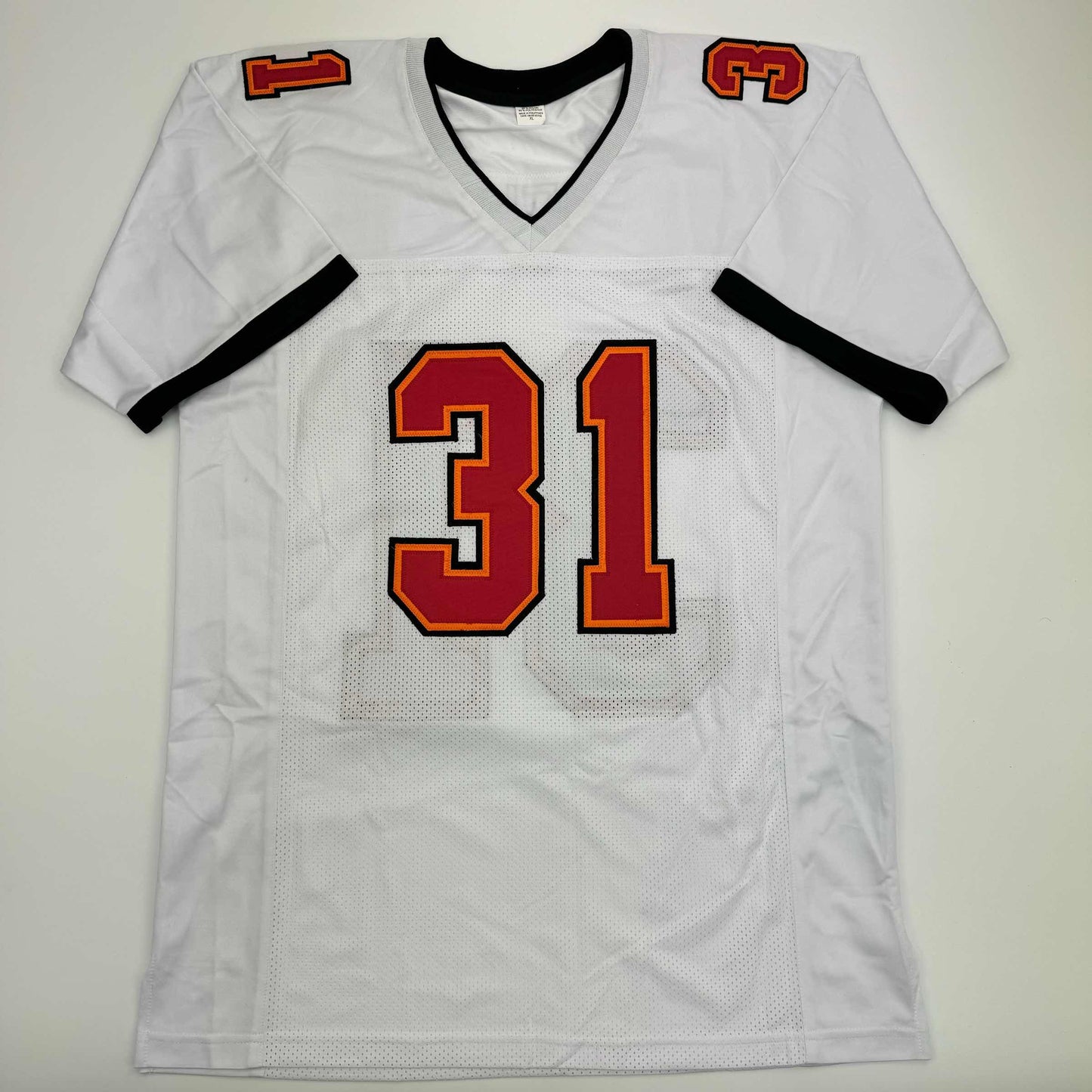 Autographed/Signed Antoine Winfield Jr Tampa Bay White Football Jersey JSA COA