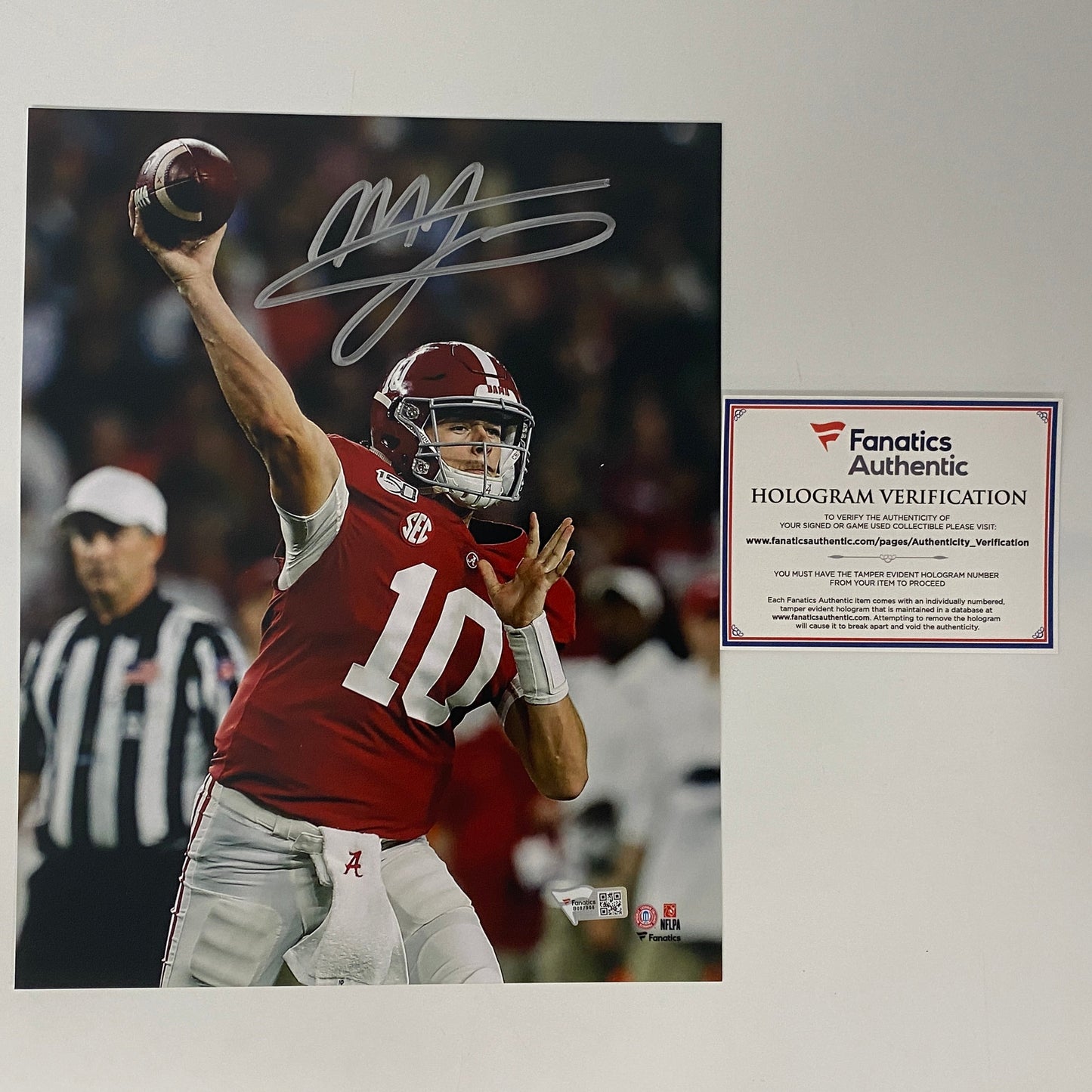Autographed/Signed Mac Jones Alabama Crimson Tide 8x10 College Football Photo Fanatics COA