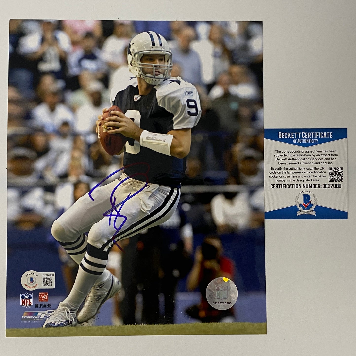Autographed/Signed Tony Romo Dallas Cowboys 8x10 Football Photo Beckett BAS COA #5