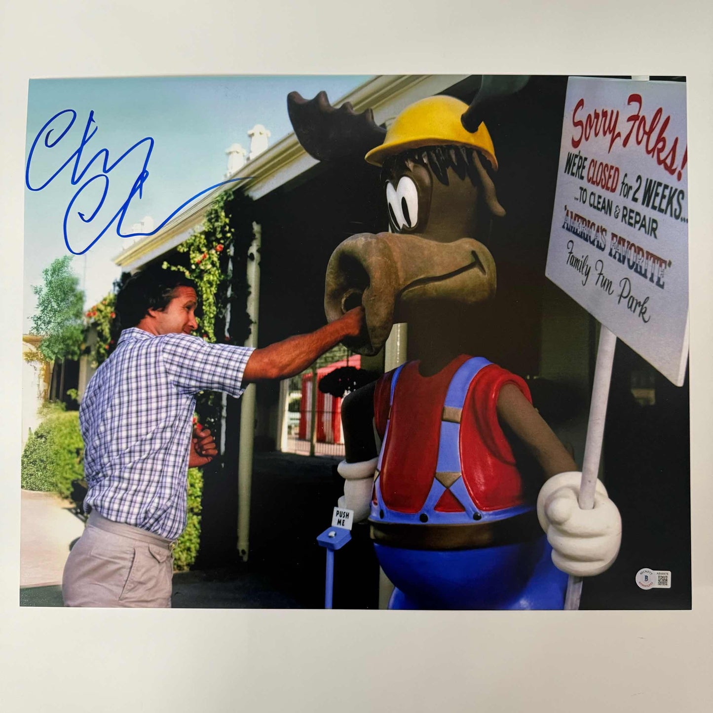 Autographed/Signed Chevy Chase Caddyshack 16x20 Photo Beckett BAS COA