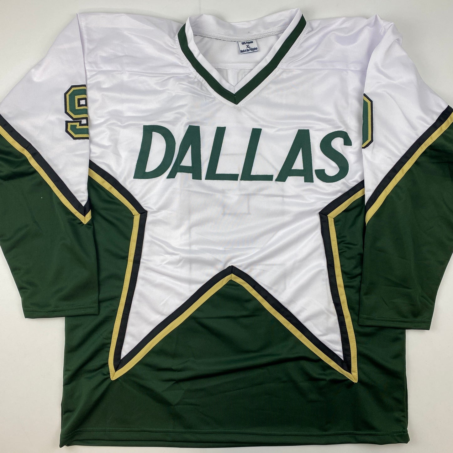 Autographed/Signed Mike Modano Dallas White Hockey Jersey Beckett BAS COA