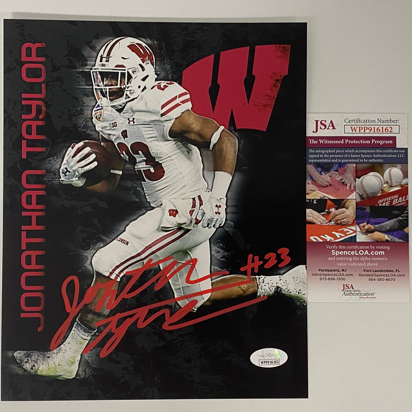 Autographed/Signed Jonathan Taylor Wisconsin Badgers 8x10 College Football Photo JSA COA #10