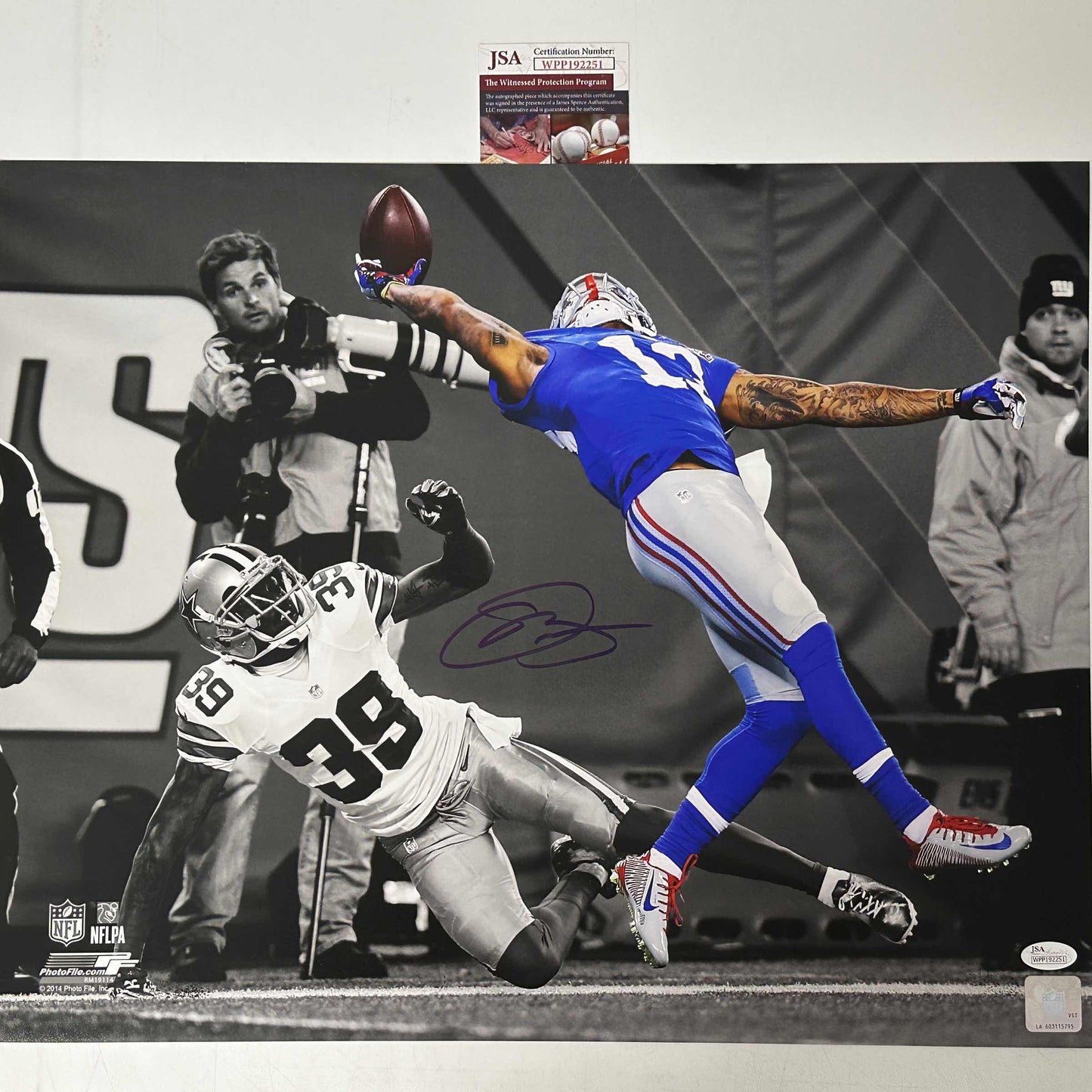 Autographed/Signed Odell Beckham Jr. The Catch New York Giants Spotlight 16x20 Football Photo JSA COA #4
