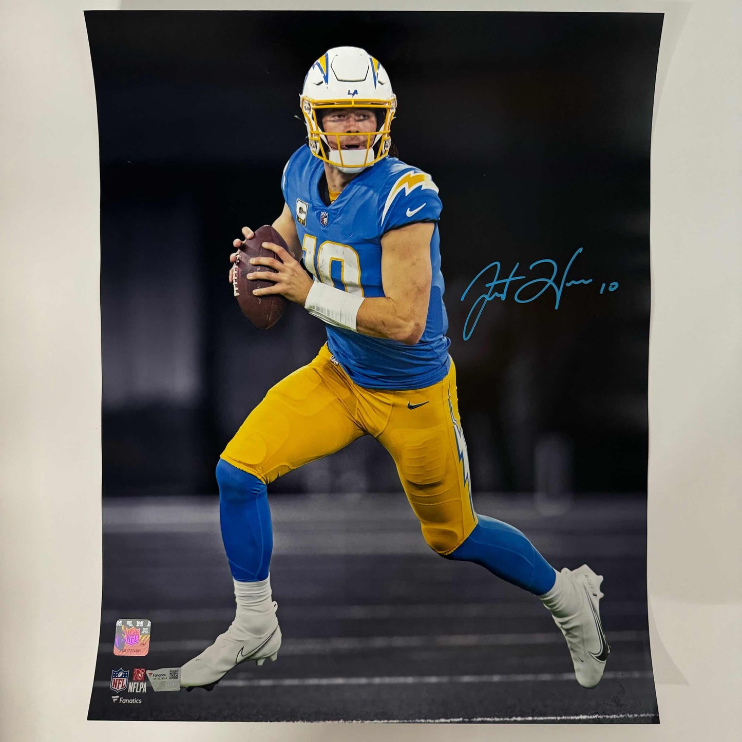 Autographed/Signed Justin Herbert Los Angeles Chargers 16x20 Football Photo Fanatics COA