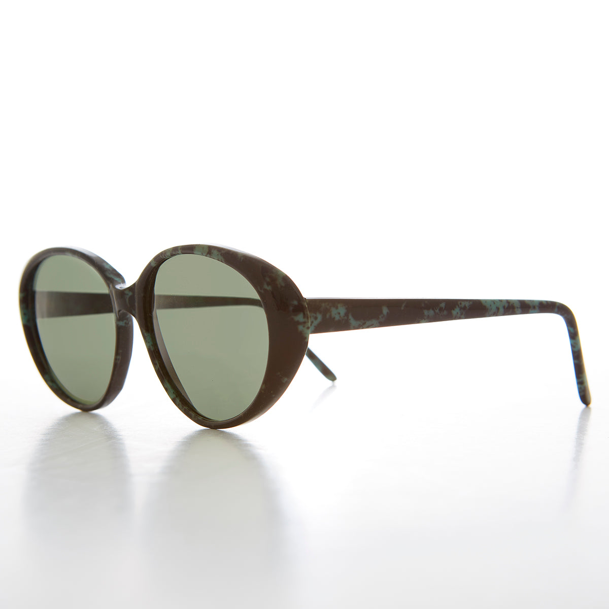 Large Oval Cat Eye Sunglass - Luxx