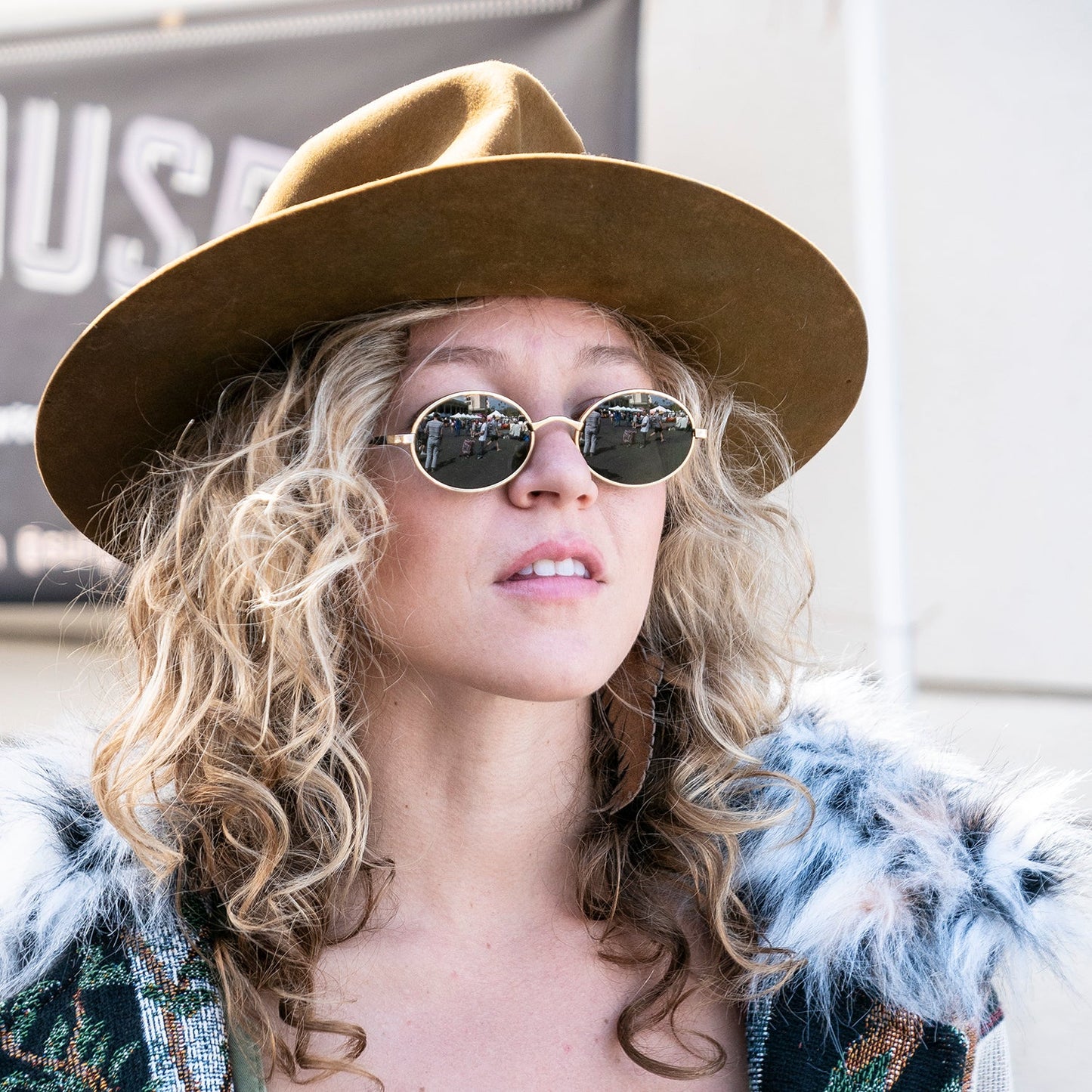 Classic Oval Vintage 90s Sunglass - Yates