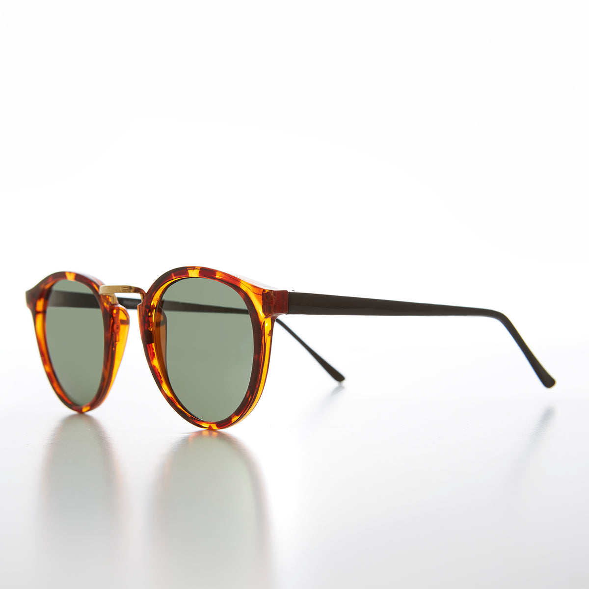 Round Horn Rim Hipster Vintage Sunglass - Pat