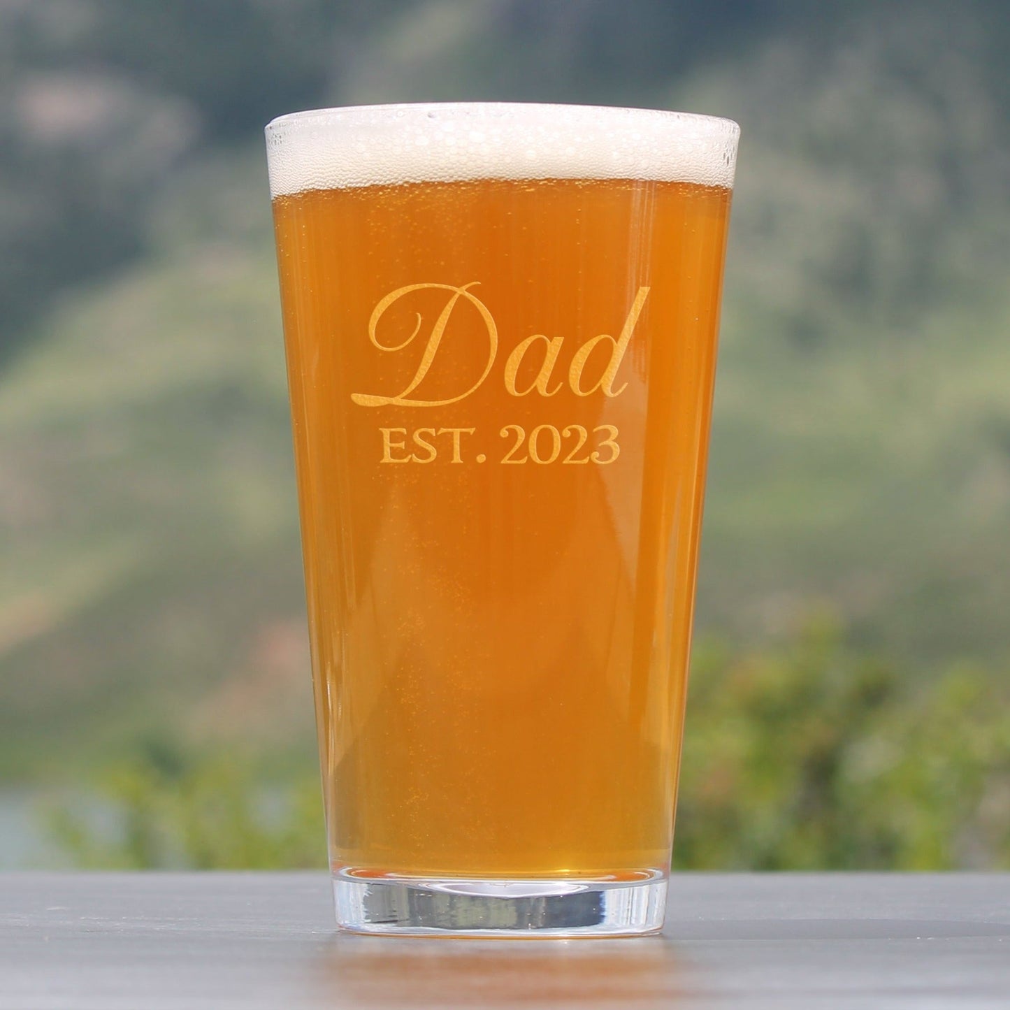 Dad Est. 2023 - Decorative - 16 Ounce Pint Glass