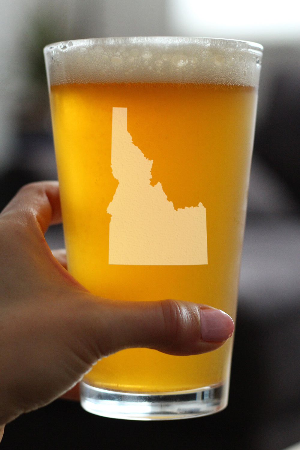 Idaho State Outline Pint Glass for Beer - State Themed Drinking Decor and Gifts for Idahoan Women & Men - 16 Oz Glasses