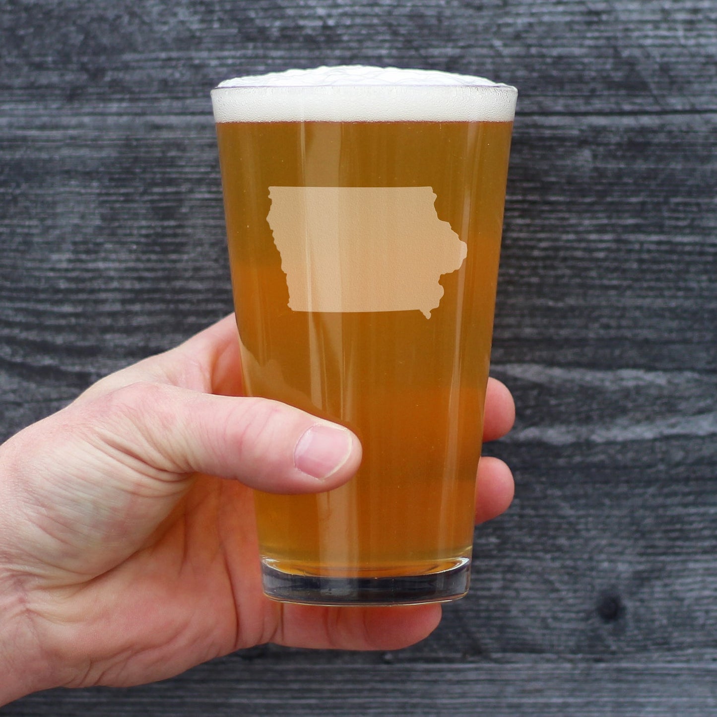 Iowa State Outline Pint Glass for Beer - State Themed Drinking Decor and Gifts for Iowan Women & Men - 16 Oz Glasses