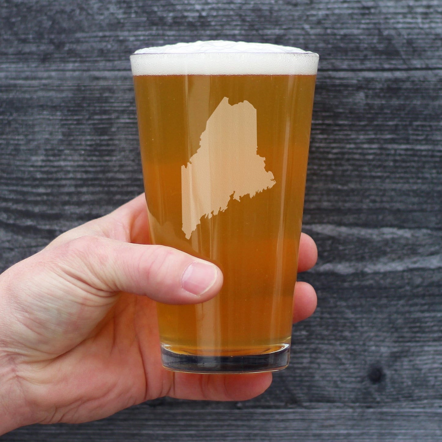 Maine State Outline Pint Glass for Beer - State Themed Drinking Decor and Gifts for Mainer Women & Men - 16 Oz Glasses