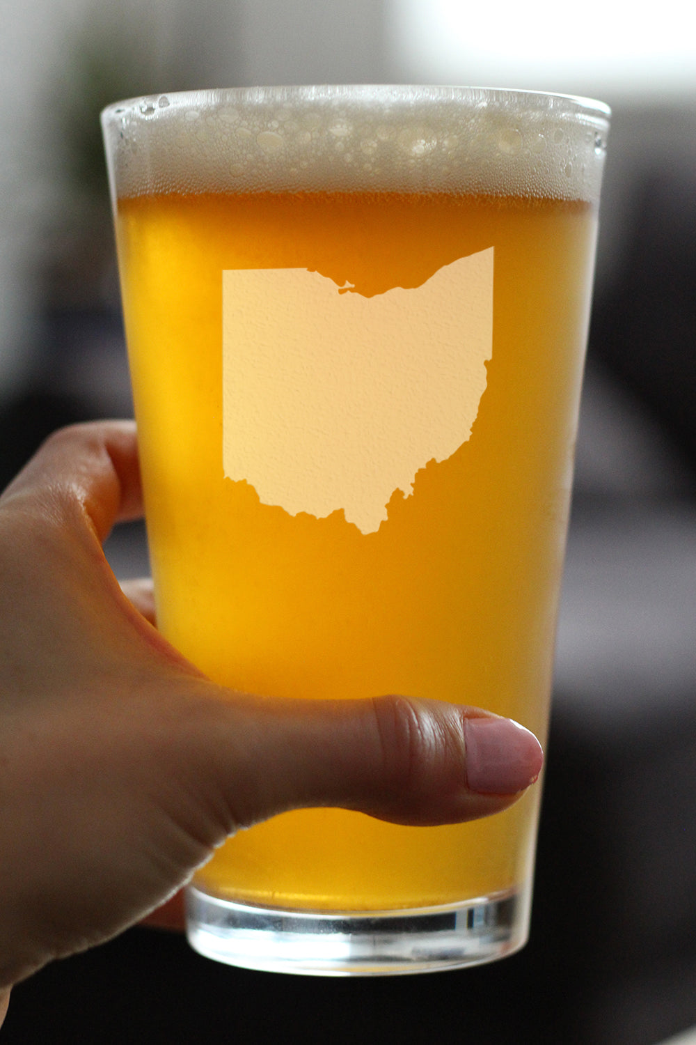 Ohio State Outline Pint Glass for Beer - State Themed Drinking Decor and Gifts for Ohioan Women & Men - 16 Oz Glasses
