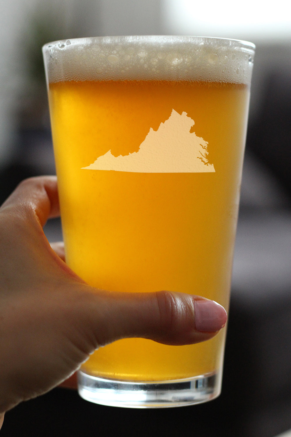 Virginia State Outline Pint Glass for Beer - State Themed Drinking Decor and Gifts for Virginian Women & Men - 16 Oz Glasses