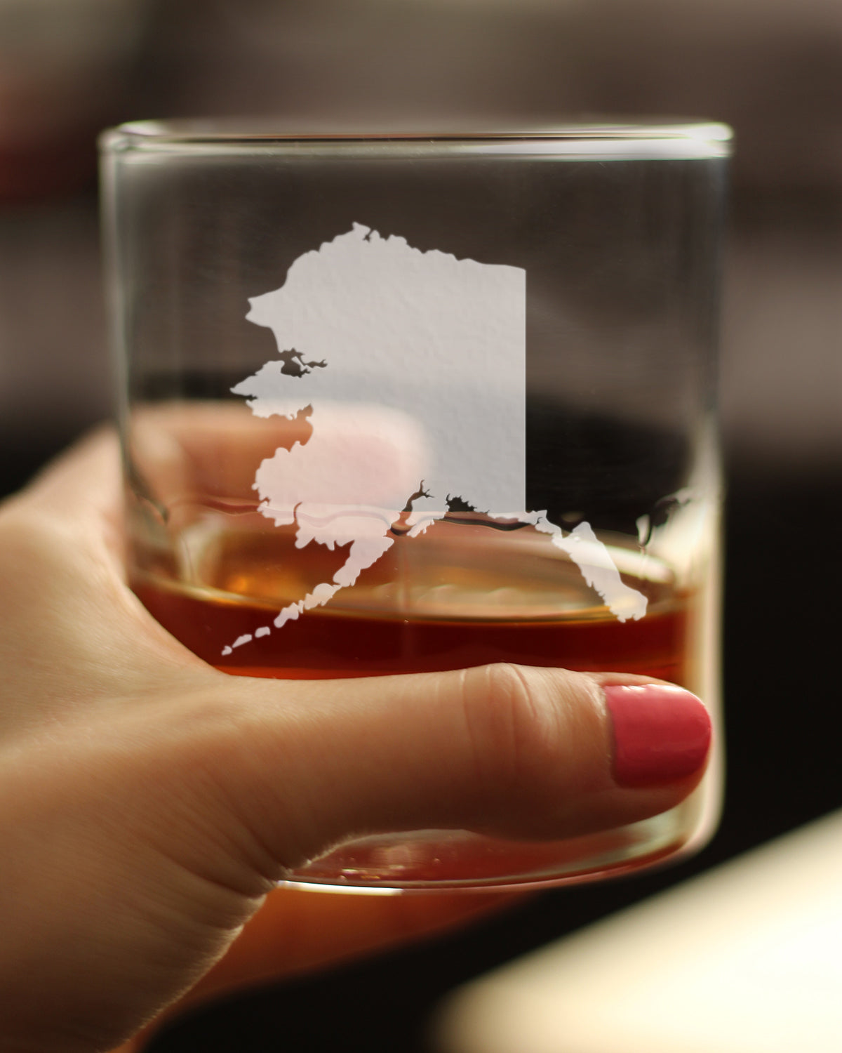 Alaska State Outline Whiskey Rocks Glass - State Themed Drinking Decor and Gifts for Alaskan Women & Men - 10.25 Oz Whisky Tumbler Glasses
