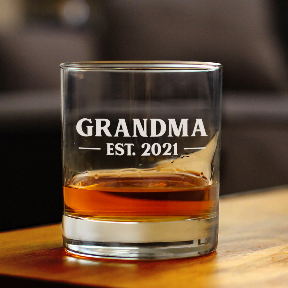 Grandma Est 2021 - New Grandmother Whiskey Rocks Glass Gift for First Time Grandparents - Bold 10.25 Oz Glasses