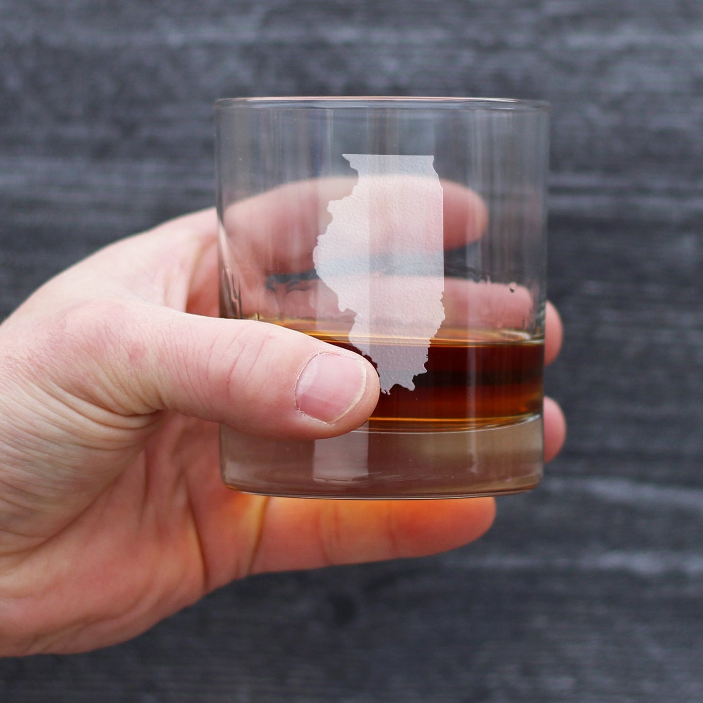 Illinois State Outline Whiskey Rocks Glass - State Themed Drinking Decor and Gifts for Illinoisan Women & Men - 10.25 Oz Whisky Tumbler Glasses