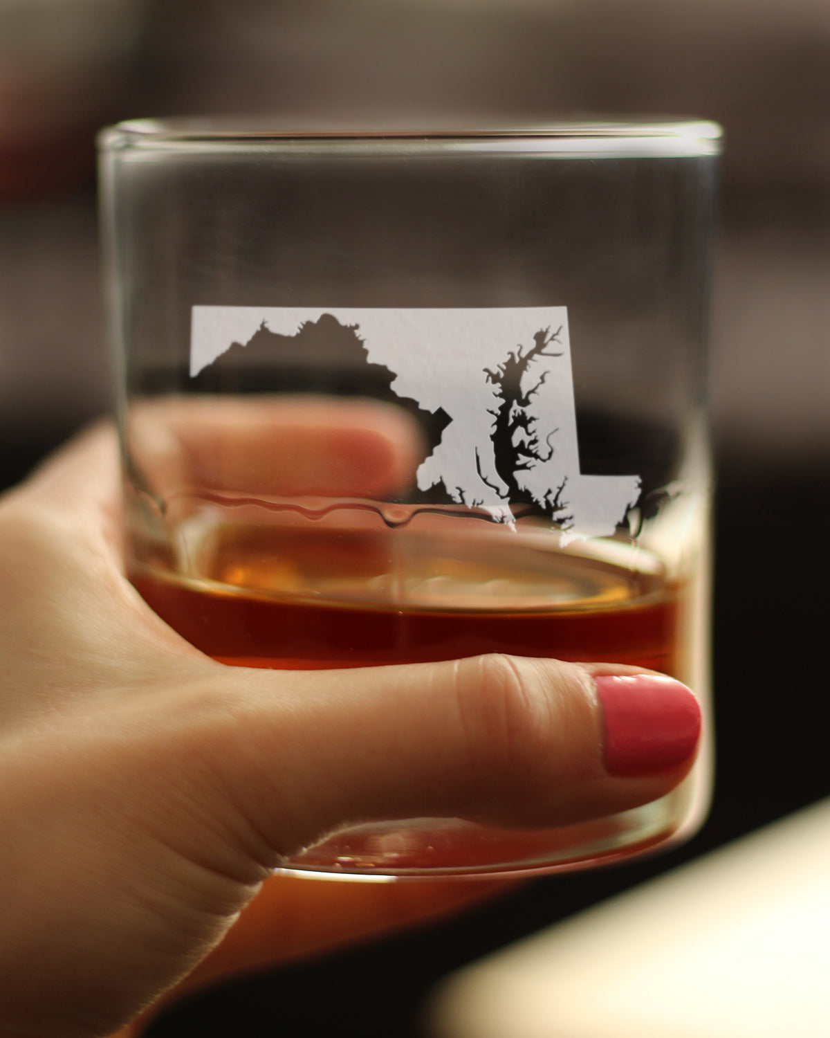 Maryland State Outline Whiskey Rocks Glass - State Themed Drinking Decor and Gifts for Marylander Women & Men - 10.25 Oz Whisky Tumbler Glasses