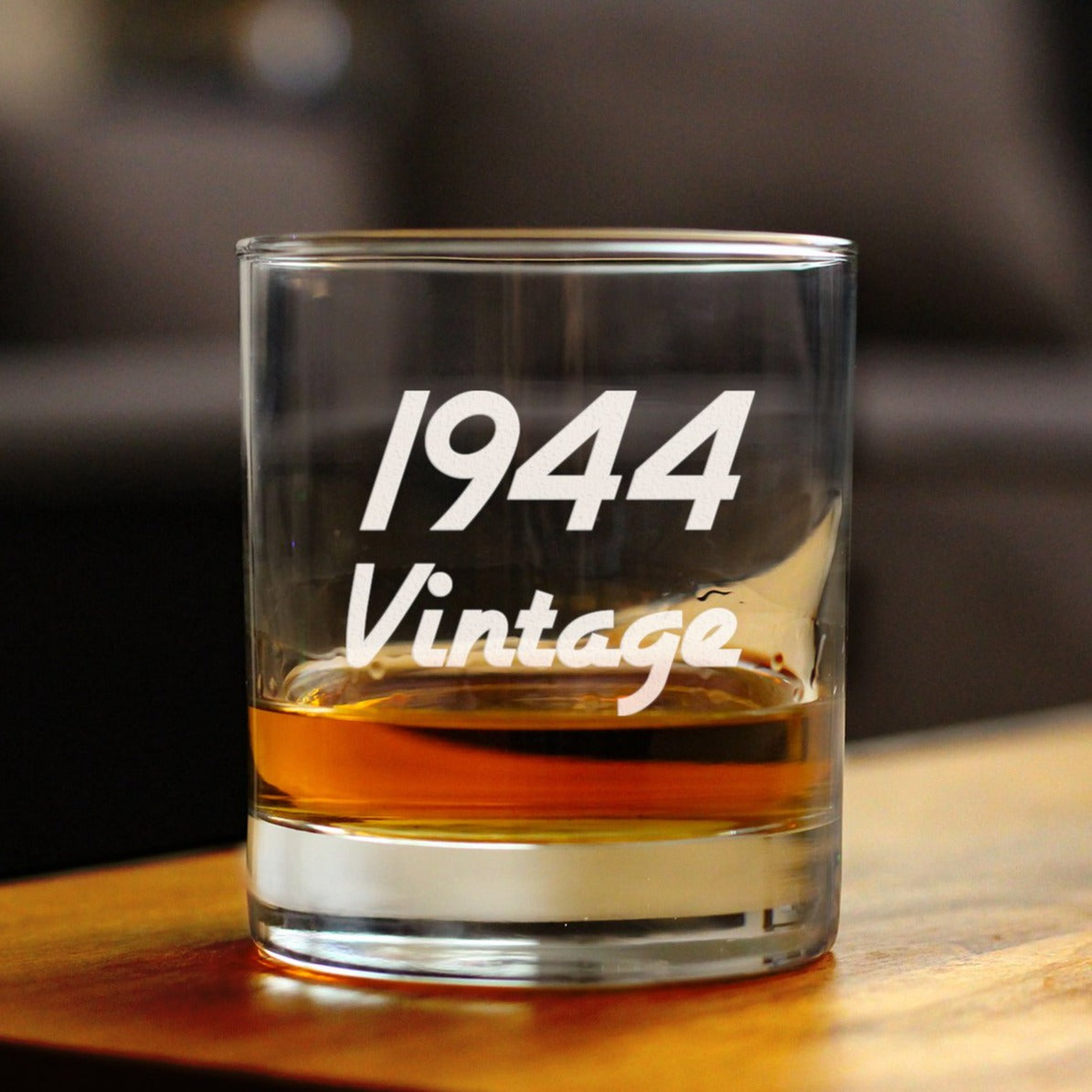 Vintage 1944 - Fun 81st Birthday Whiskey Rocks Glass Gifts for Men & Women Turning 81 - Retro Whisky Drinking Tumbler
