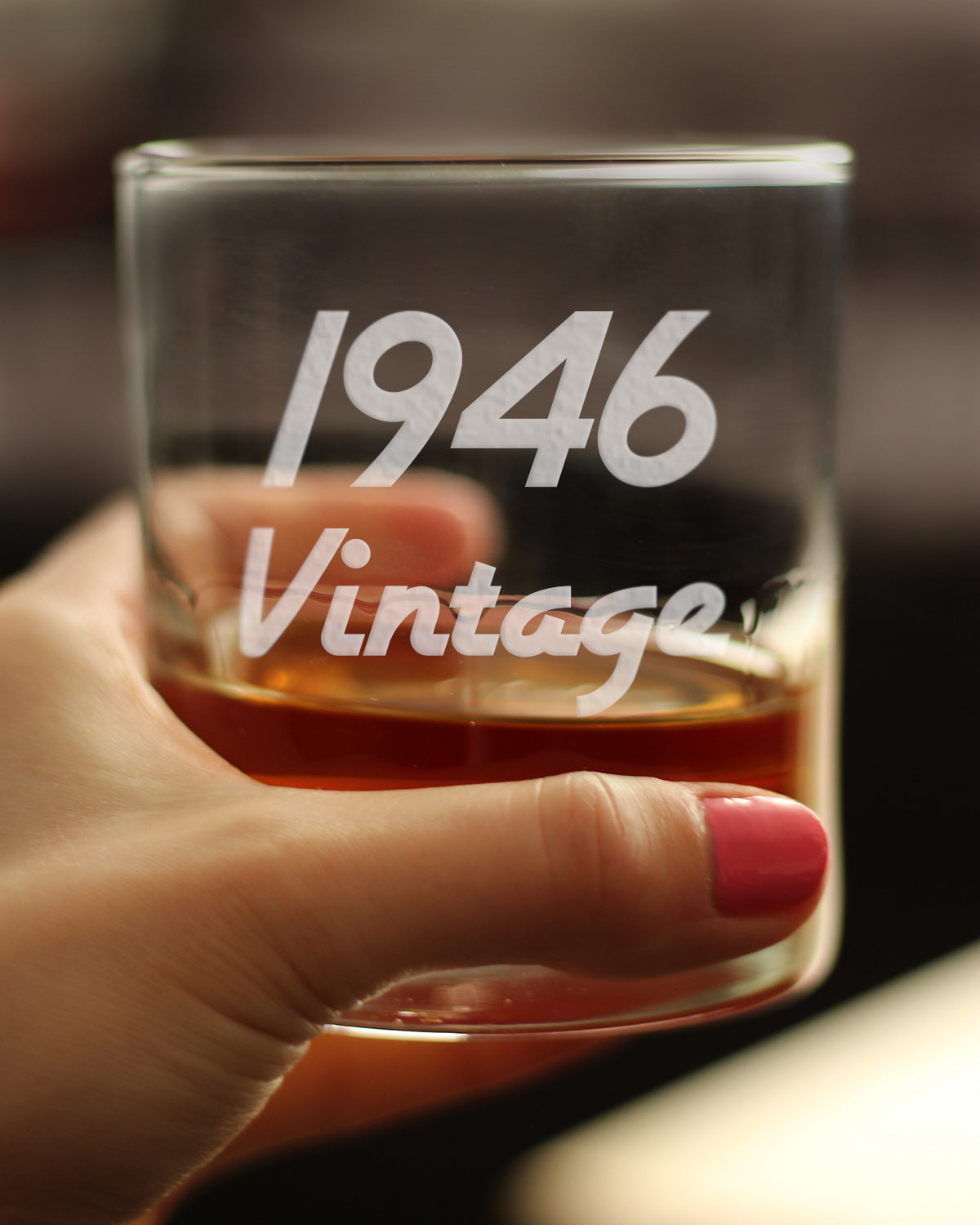 Vintage 1946 - Fun 79th Birthday Whiskey Rocks Glass Gifts for Men & Women Turning 79 - Retro Whisky Drinking Tumbler