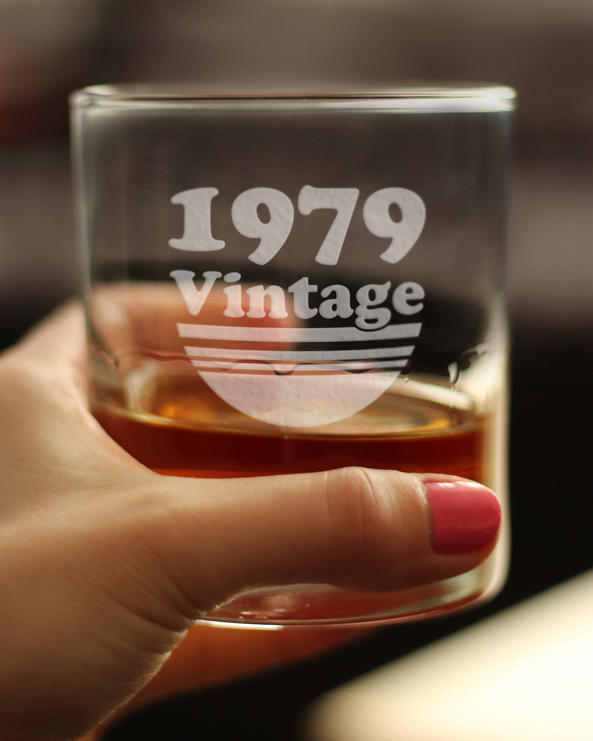 Vintage 1979 - Fun 46th Birthday Whiskey Rocks Glass Gifts for Men & Women Turning 46 - Retro Whisky Drinking Tumbler