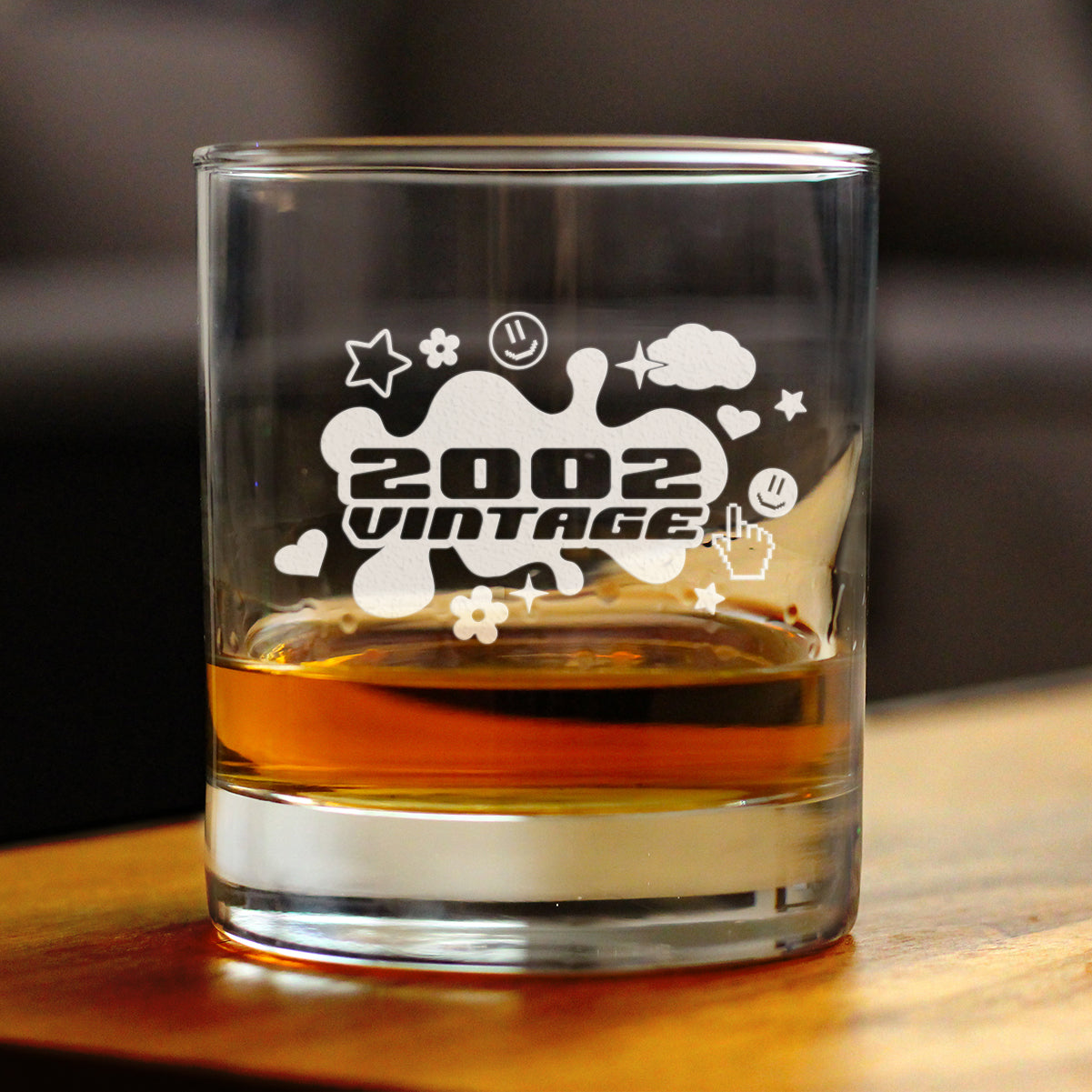 Vintage 2002 - Fun 23rd Birthday Whiskey Rocks Glass Gifts for Men & Women Turning 23 - Retro Whisky Drinking Tumbler