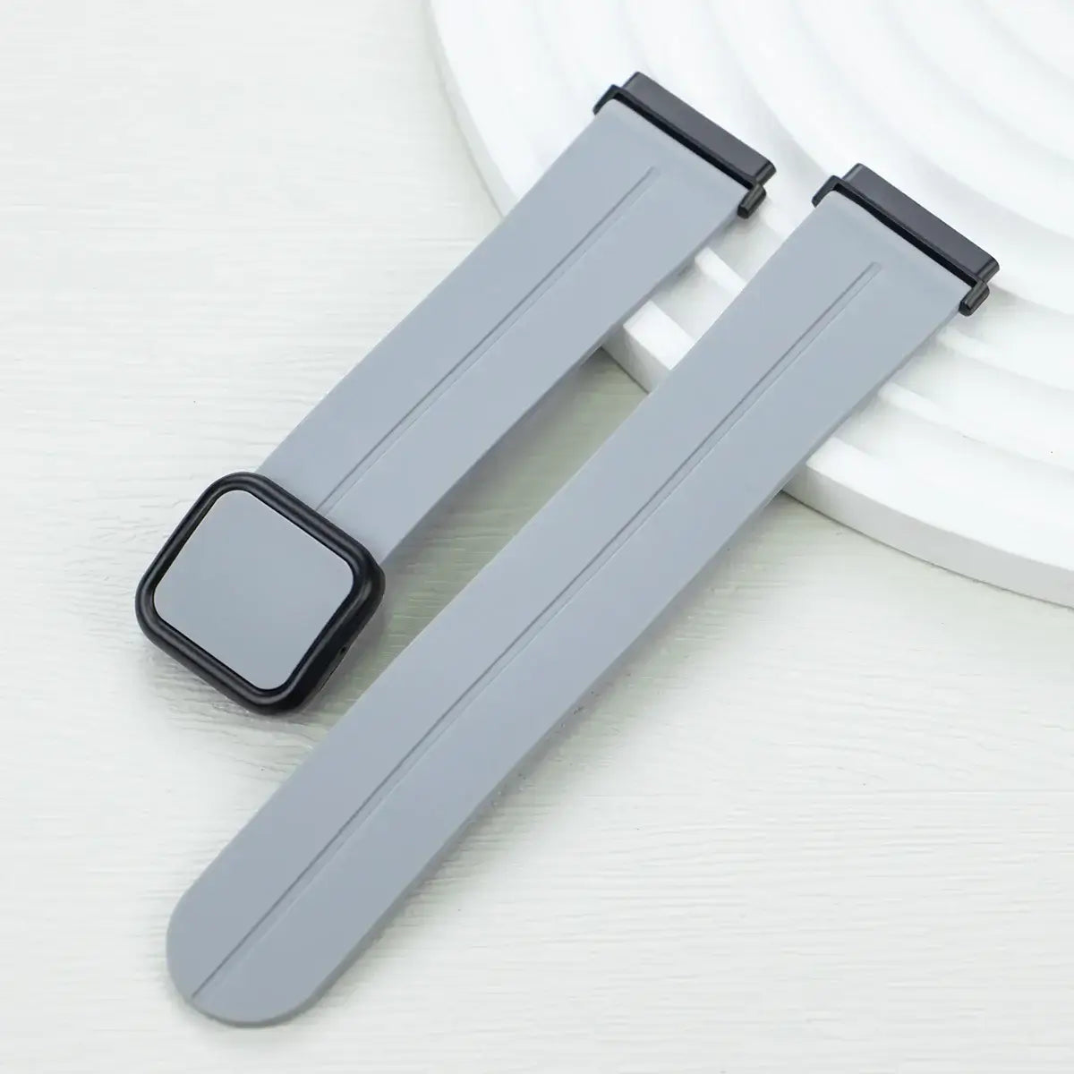 Fitbit Versa & Sense Silicone Band - Waterproof & Magnetic