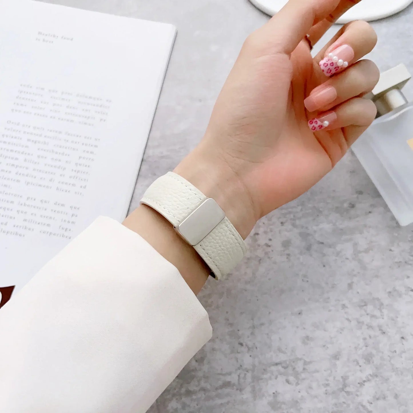 Apple Watch Leather Band - Premium Stylish Strap with Buckle