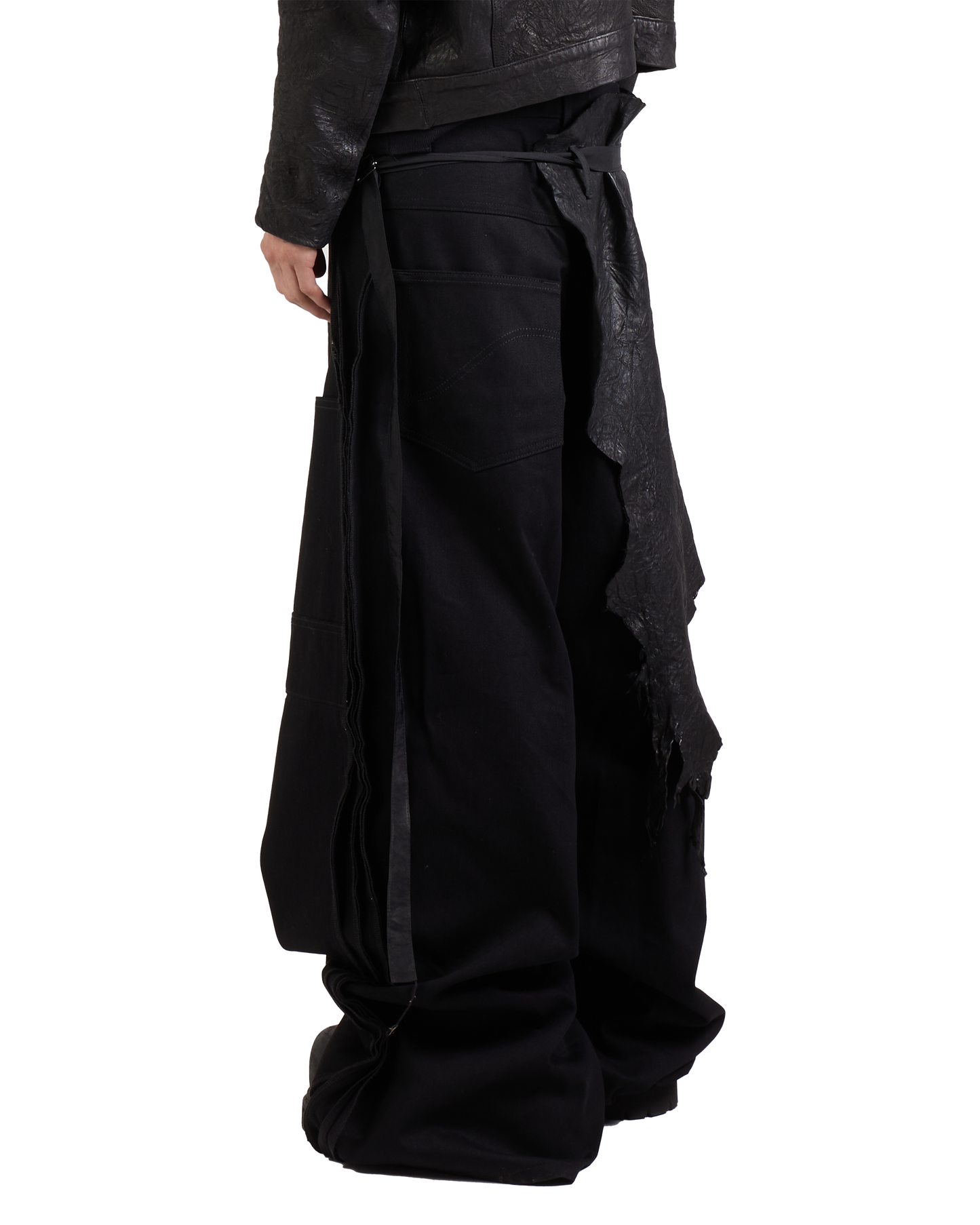 LEATHER HALF SKIRT