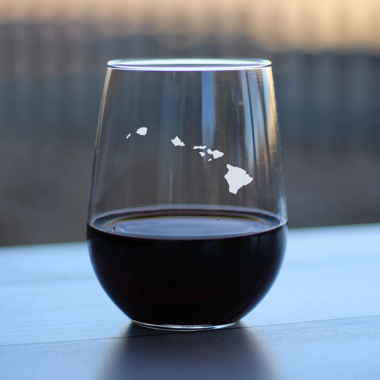 Hawaii State Outline Stemless Wine Glass - State Themed Drinking Decor and Gifts for Hawaiian Women & Men - Large 17 Oz Glasses