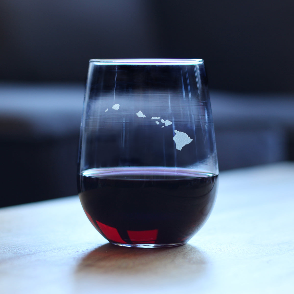 Hawaii State Outline Stemless Wine Glass - State Themed Drinking Decor and Gifts for Hawaiian Women & Men - Large 17 Oz Glasses