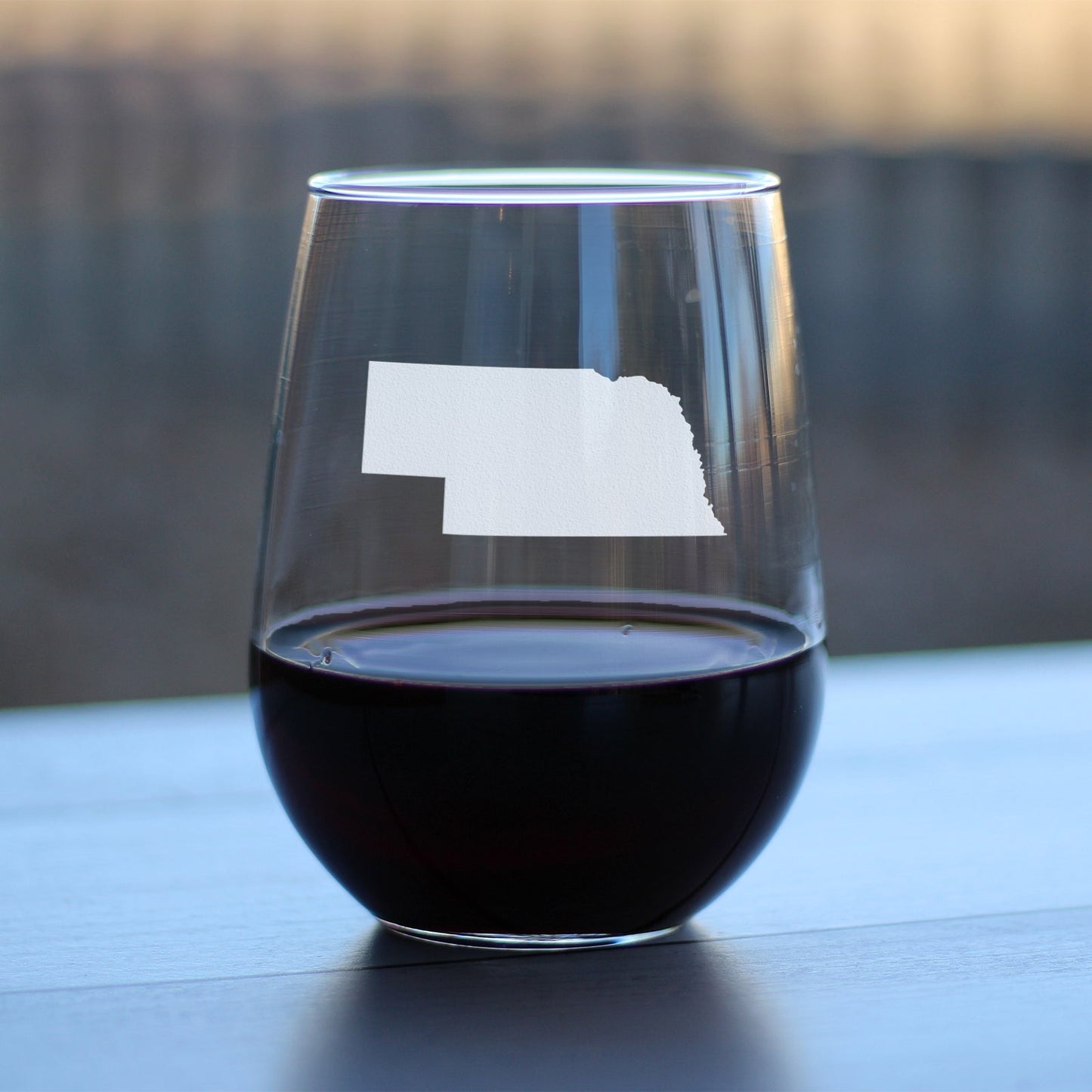 Nebraska State Outline Stemless Wine Glass - State Themed Drinking Decor and Gifts for Nebraskan Women & Men - Large 17 Oz Glasses